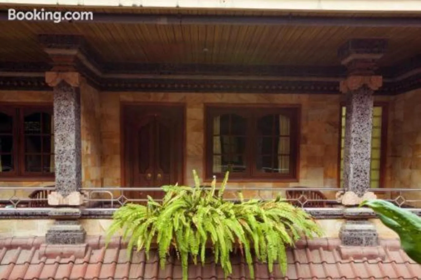 Patio in Segara Sadhu Inn Kuta by ecommerceloka