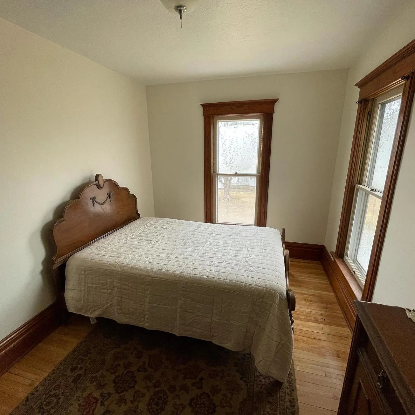 Bedroom, Bed in Old Town Inn