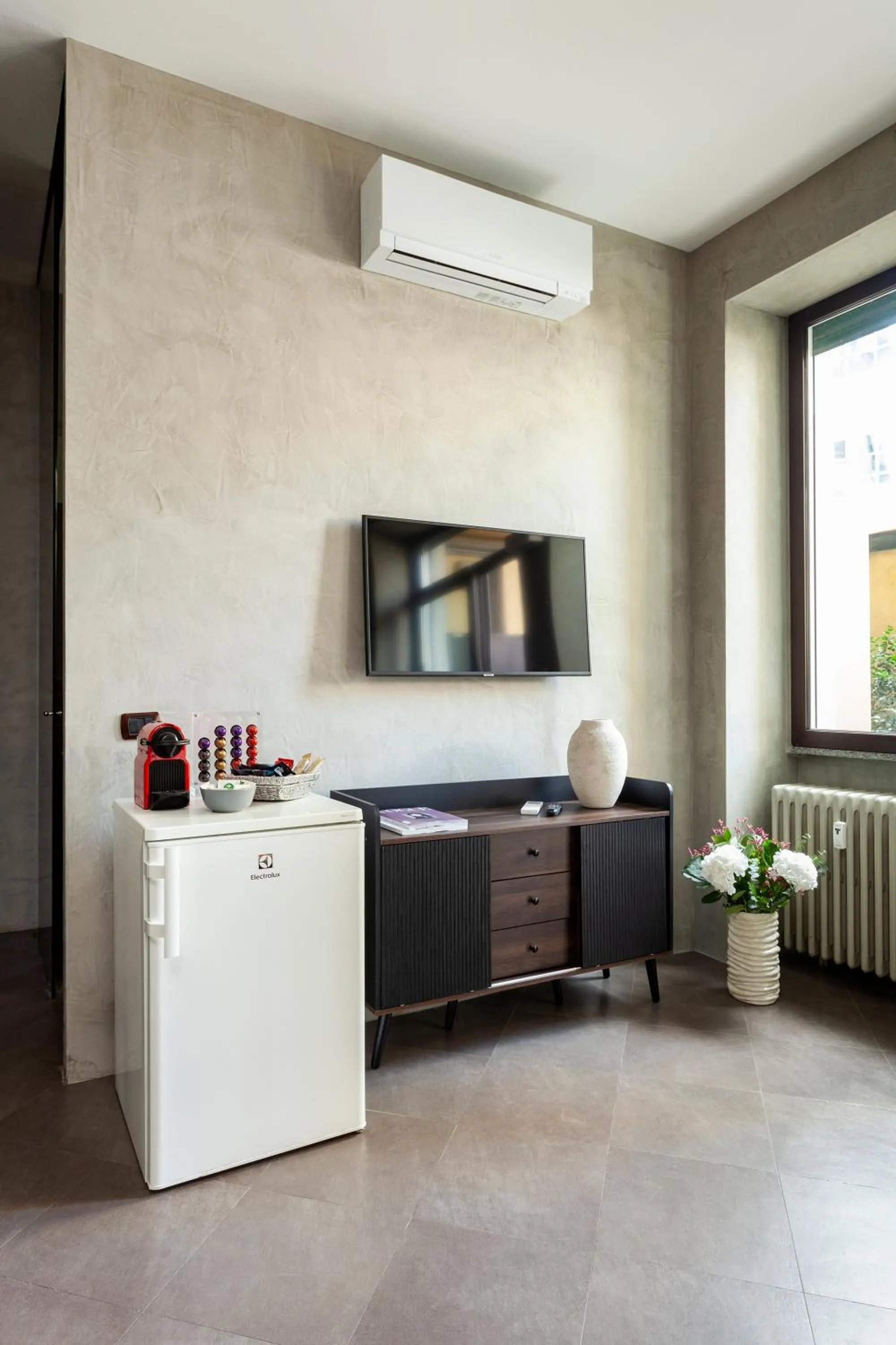 TV and multimedia in San Babila Suite