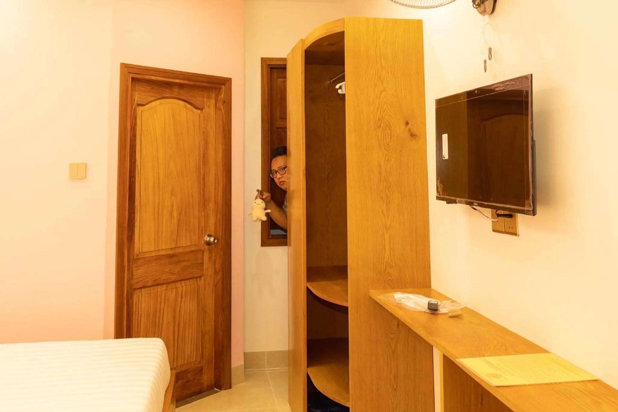 Bed in 26 Topaz Hotel