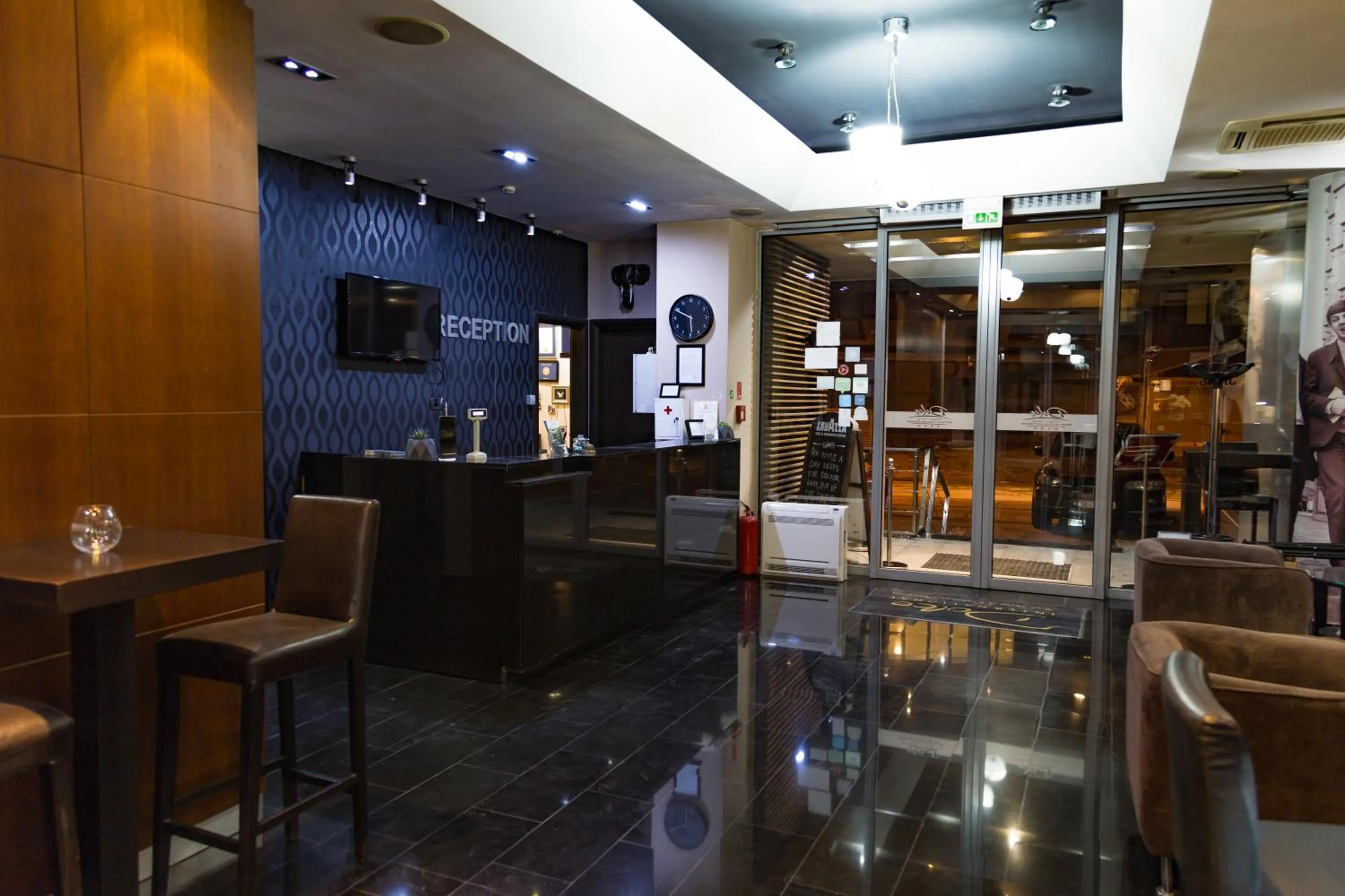 Lobby or reception in Hotel Dolce International