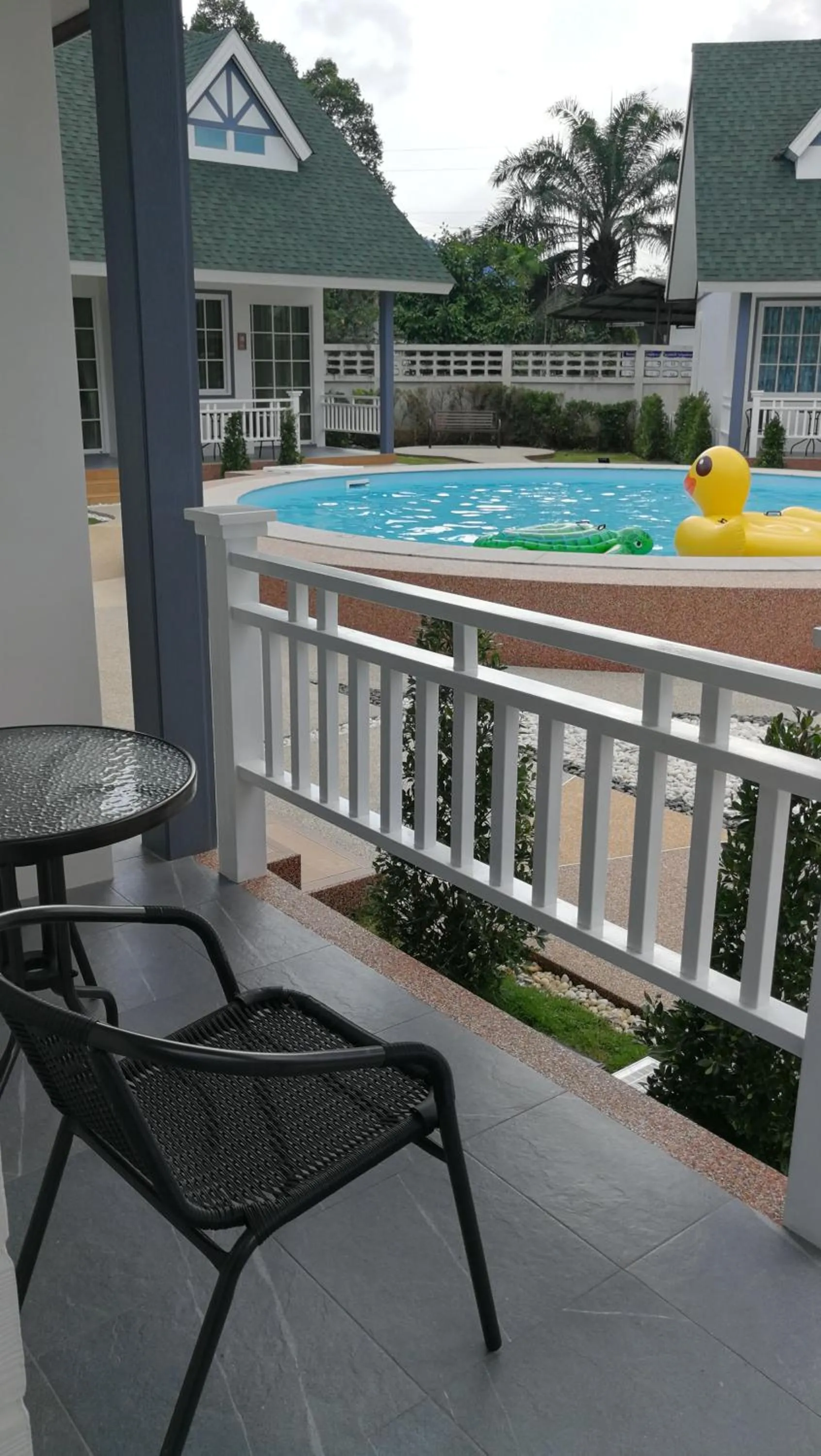 Balcony/Terrace in English Resotel : อิงลิช รีโซเทล