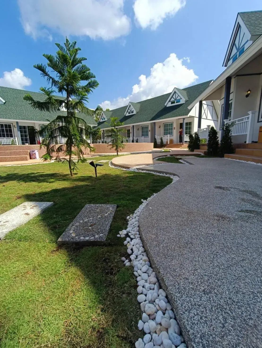 English Resotel : อิงลิช รีโซเทล English Resotel : อิงลิช รีโซเทล