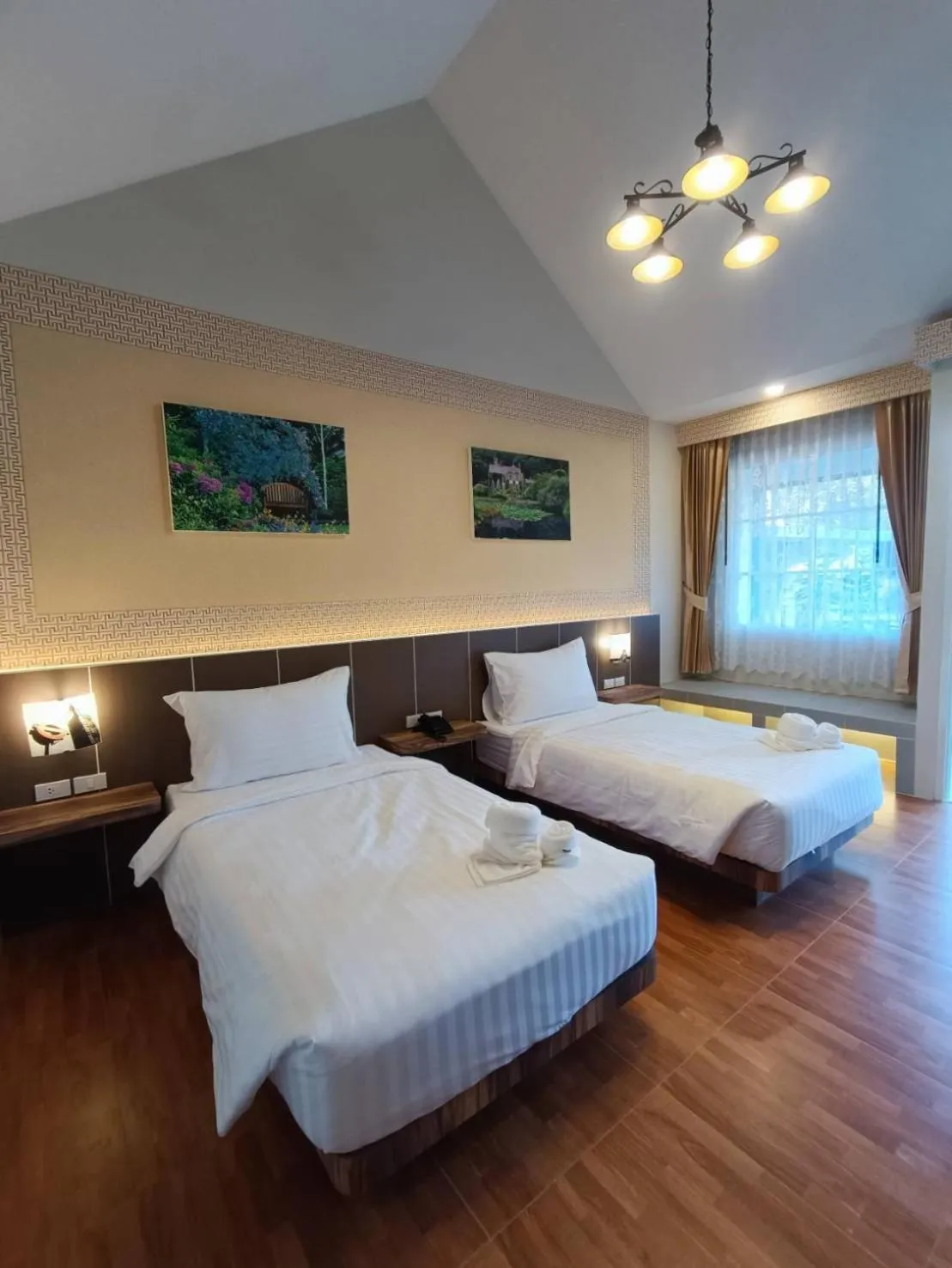 Bed in English Resotel : อิงลิช รีโซเทล