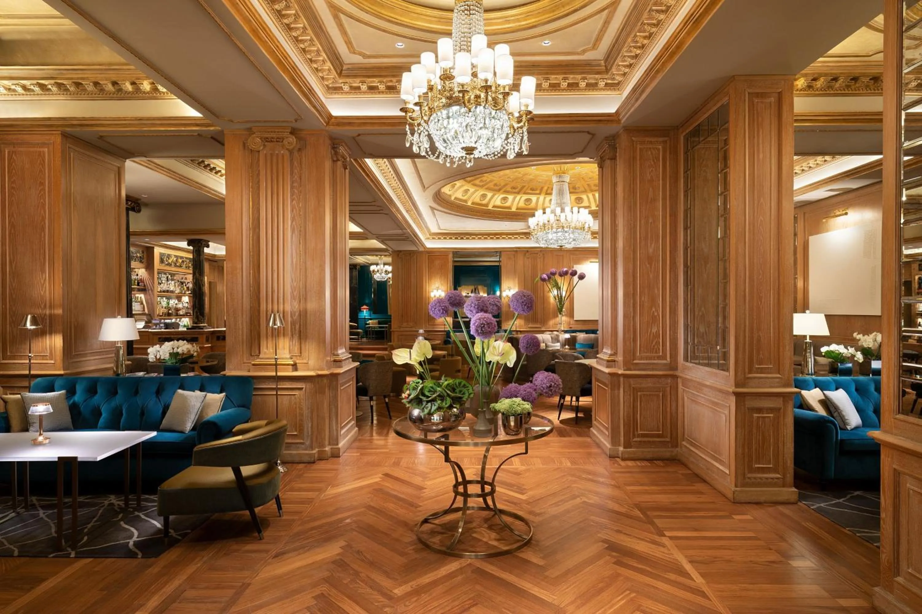 Lounge or bar in The Westin Palace, Milan