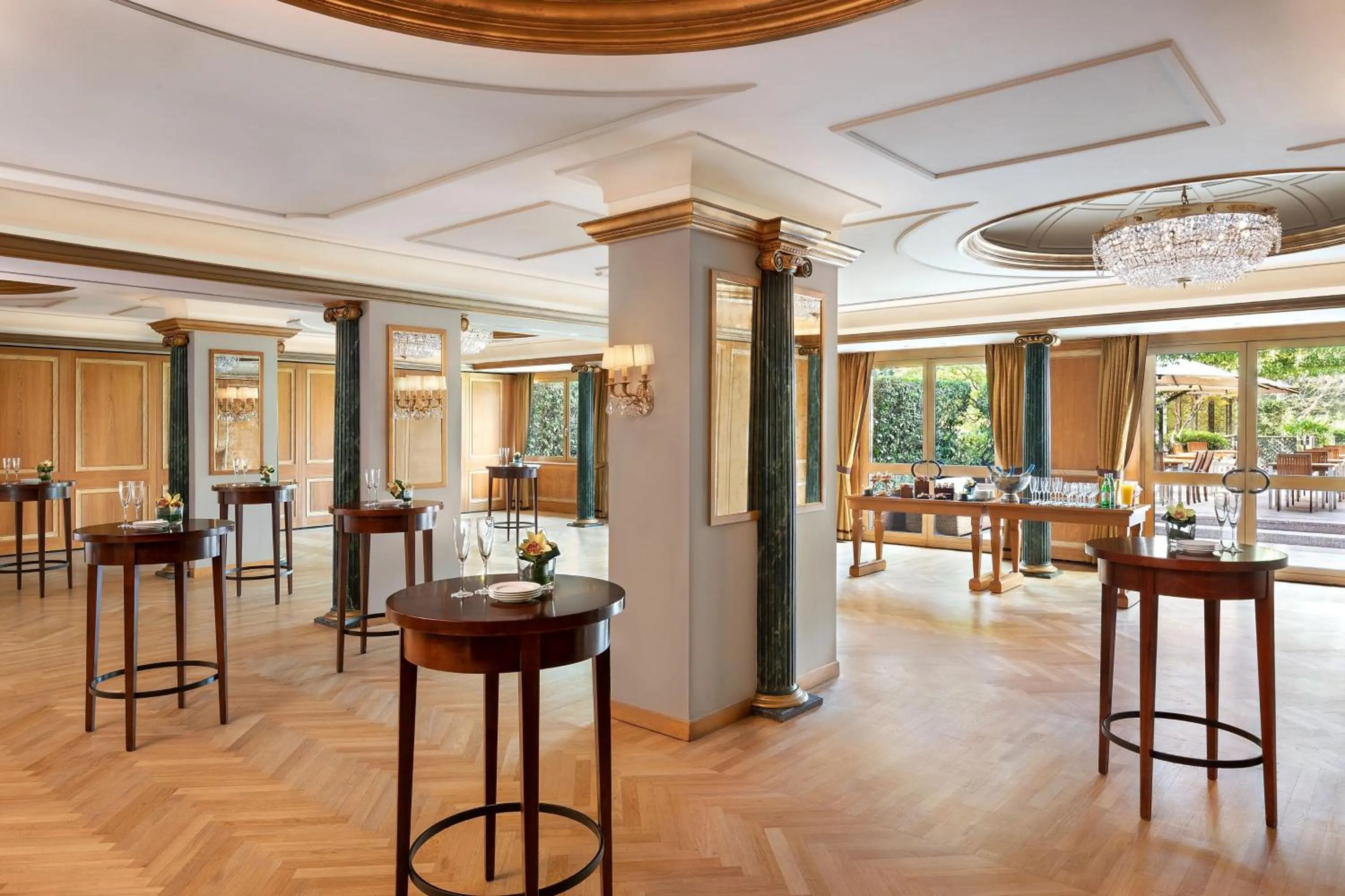 Meeting/conference room in The Westin Palace, Milan