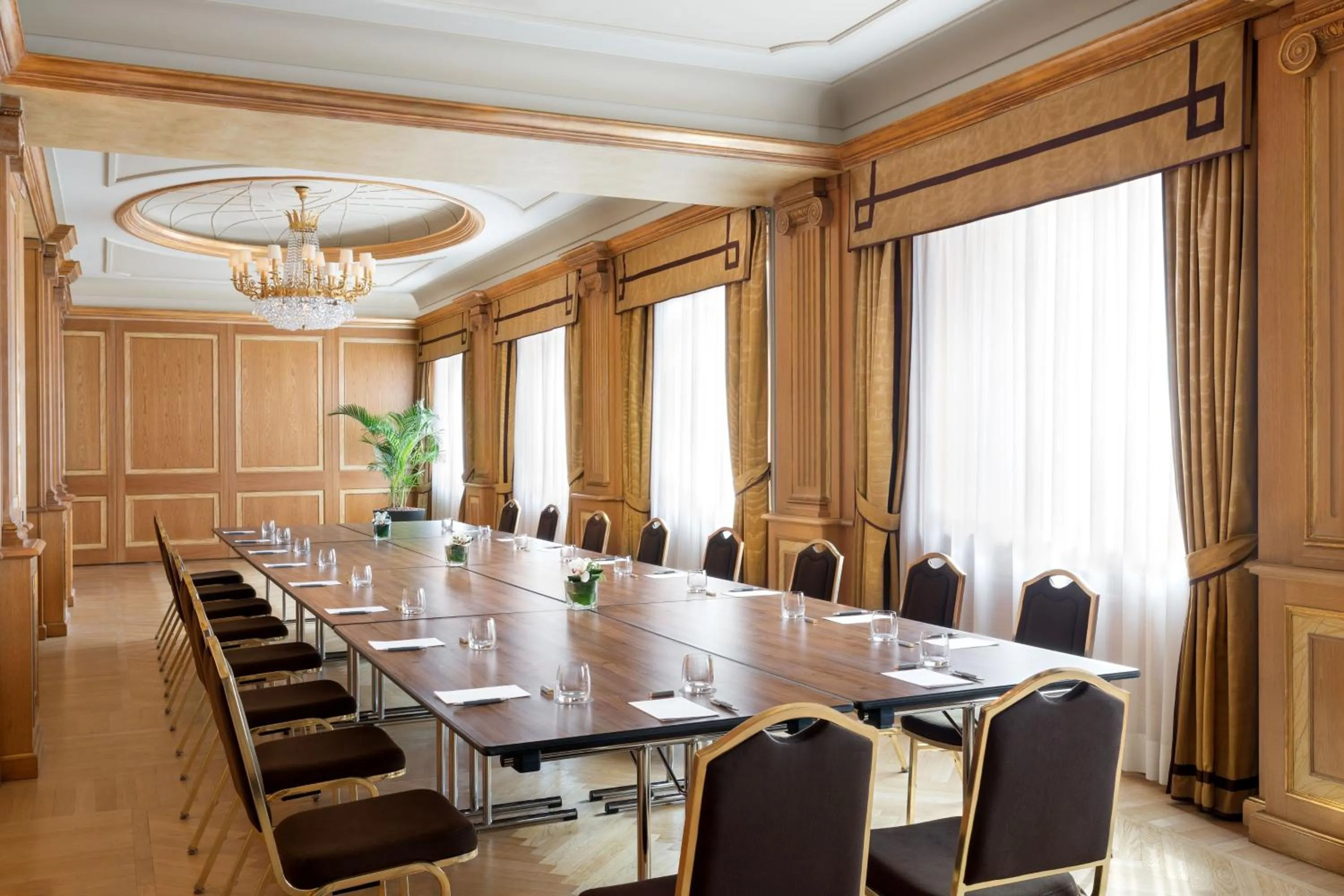 Meeting/conference room in The Westin Palace, Milan