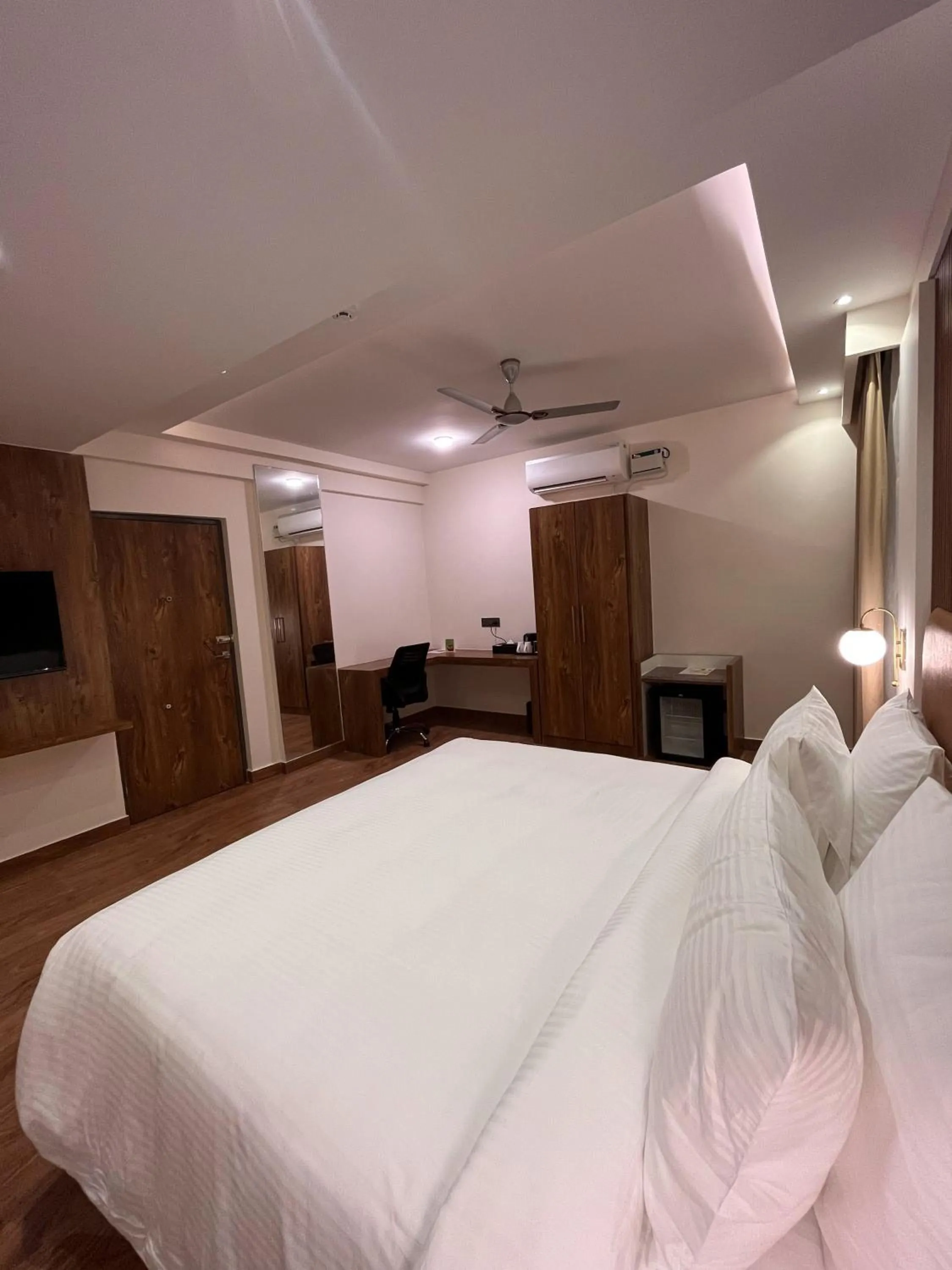 Bed in Clarks Inn , Airport Bangalore