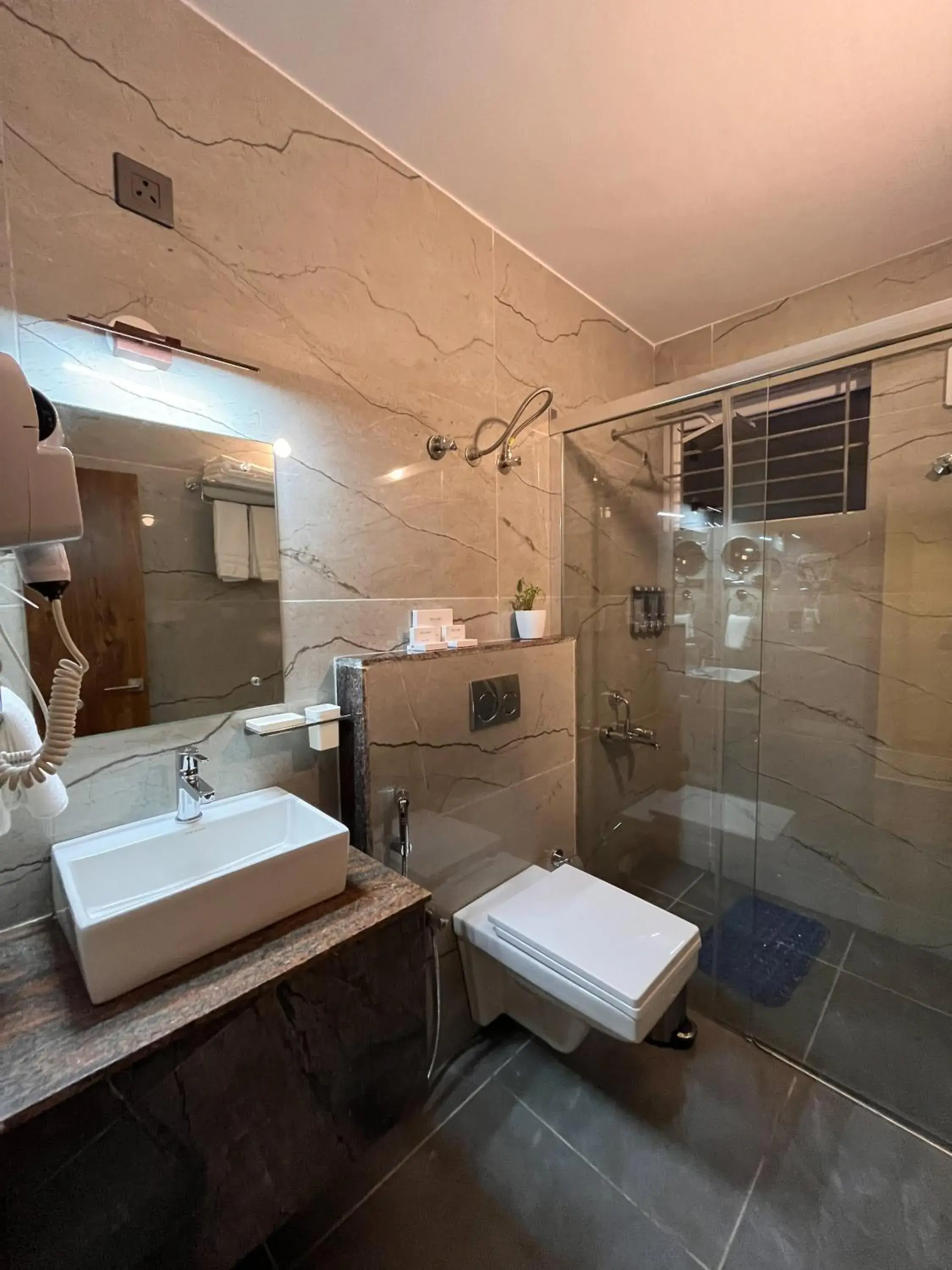 Standard Queen Room in Clarks Inn , Airport Bangalore Standard Queen Room in Clarks Inn , Airport Bangalore