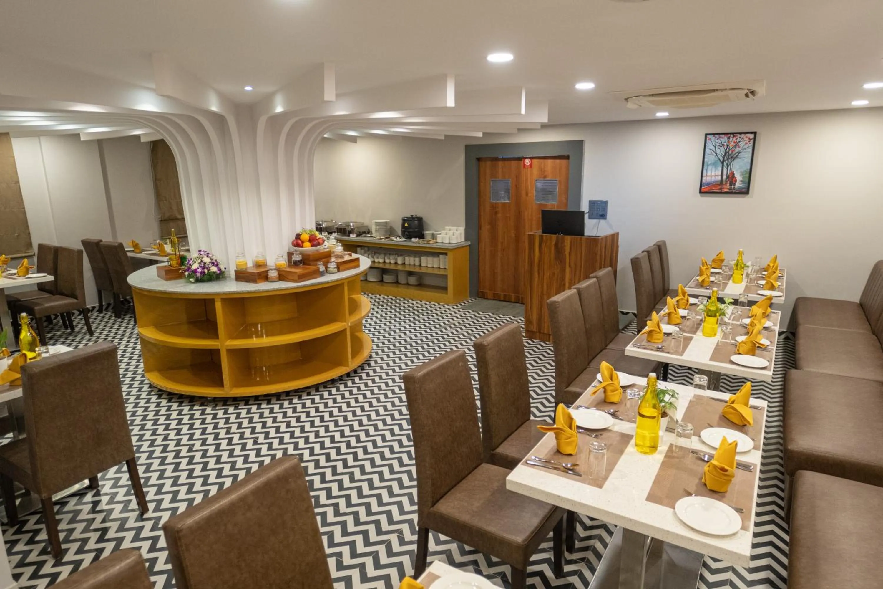 Restaurant/places to eat in Clarks Inn , Airport Bangalore