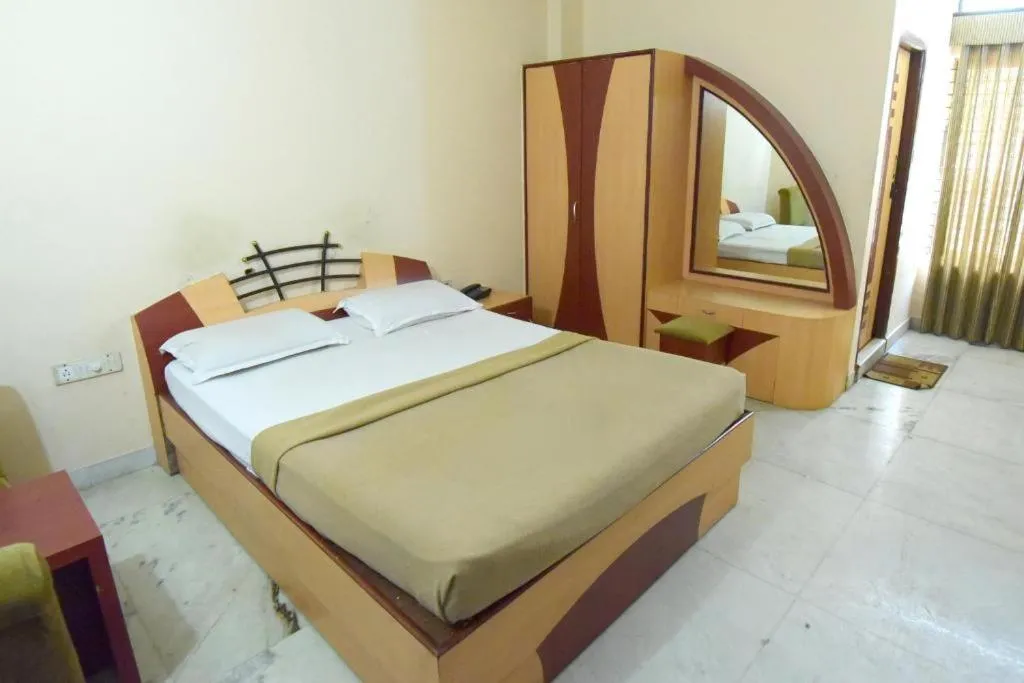 Bedroom, Bed in Shastri Paradise opst to KSRTC Bus Stand