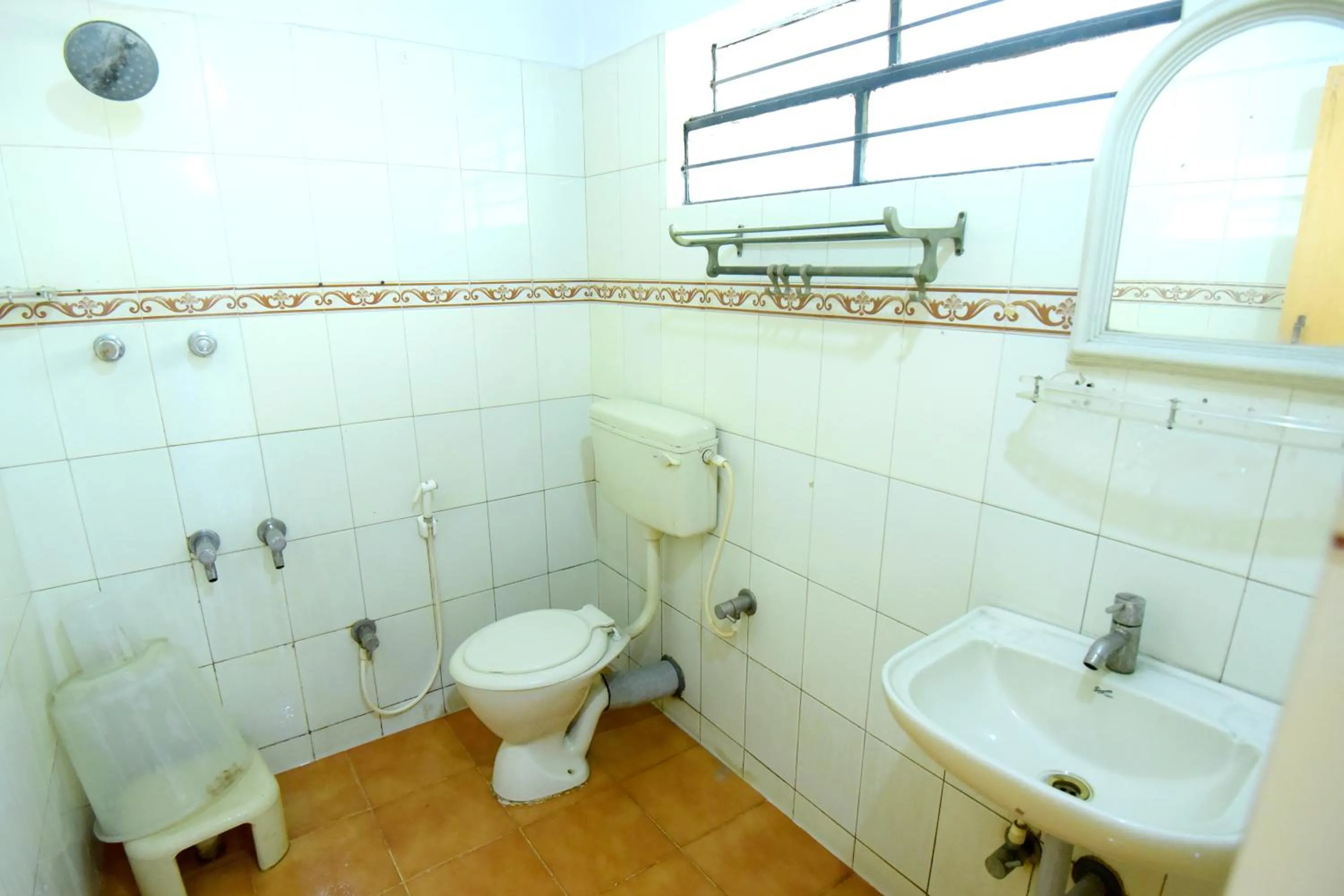 Bathroom in Shastri Paradise opst to KSRTC Bus Stand