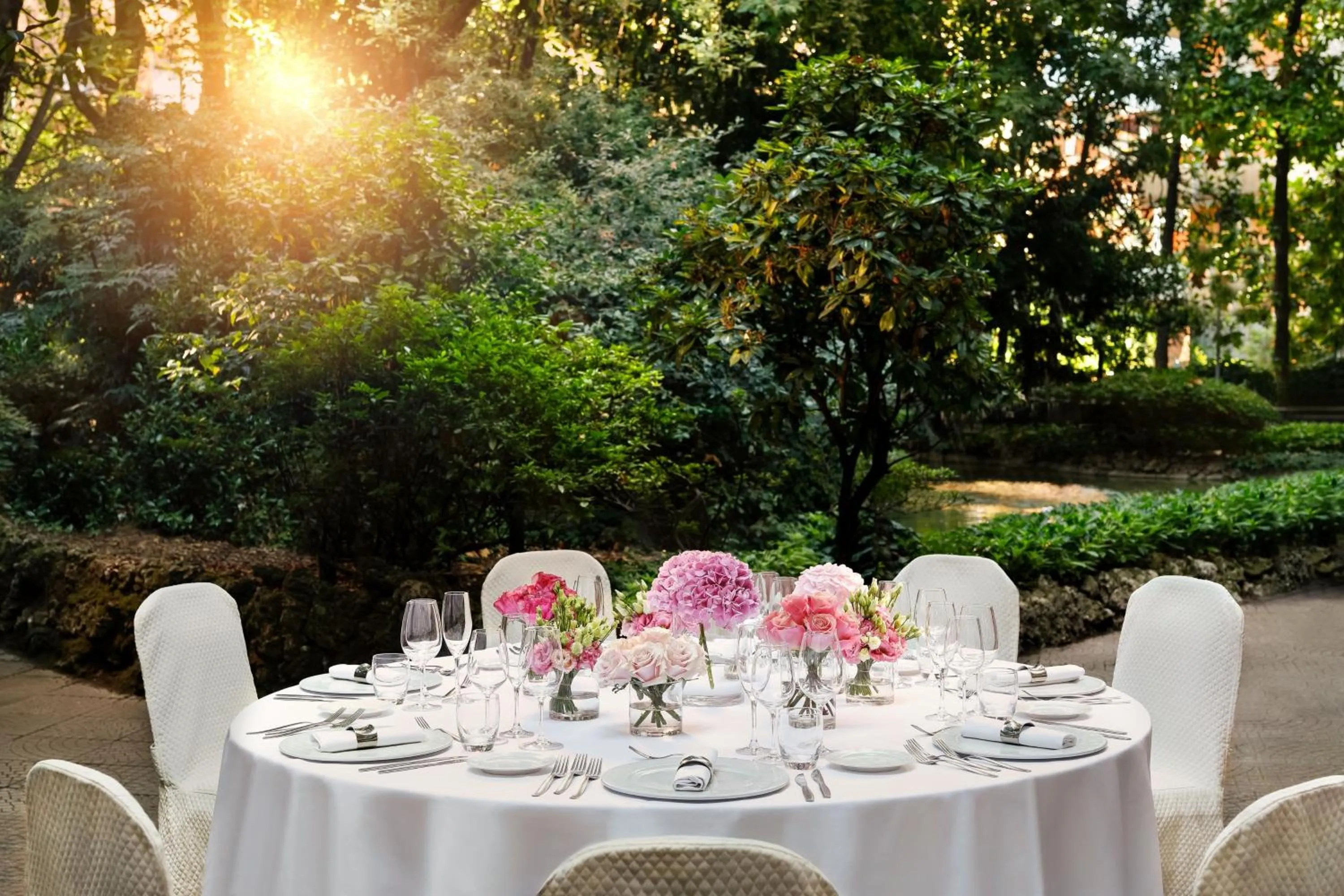 Banquet/Function facilities in Sheraton Diana Majestic