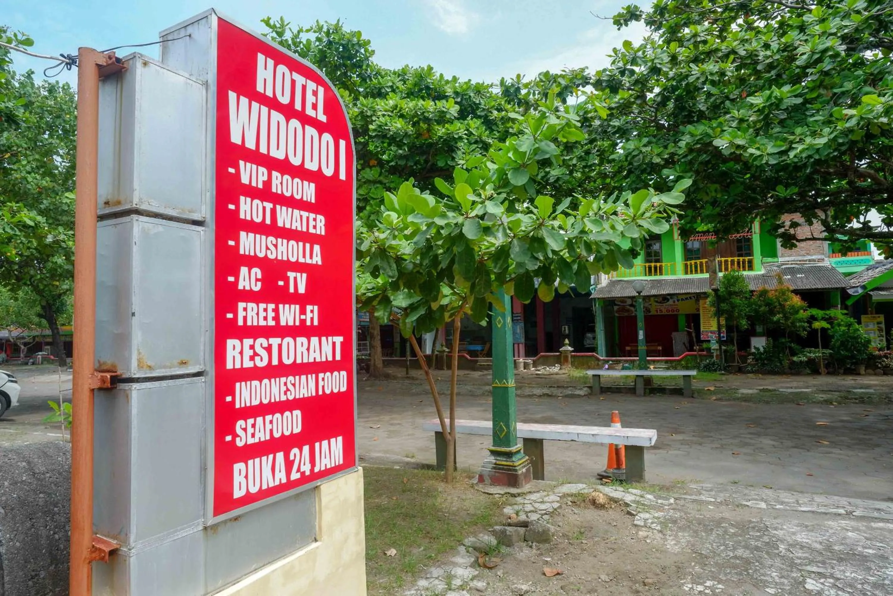 Logo/Certificate/Sign in Hotel Widodo 1 Parangtritis RedPartner