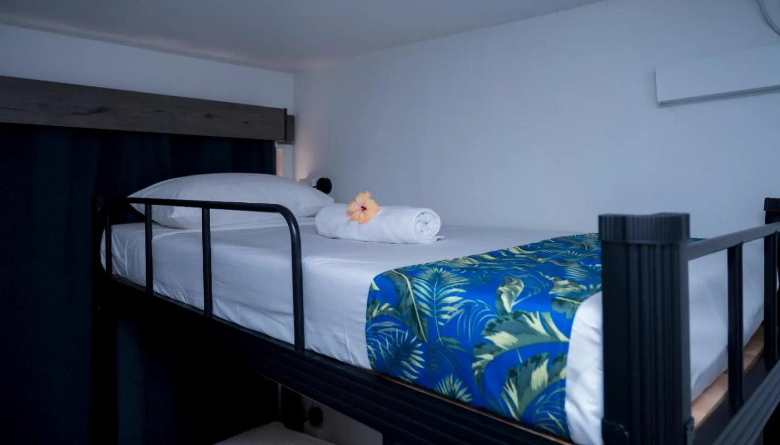 Bed in Sailors Beach Fiji