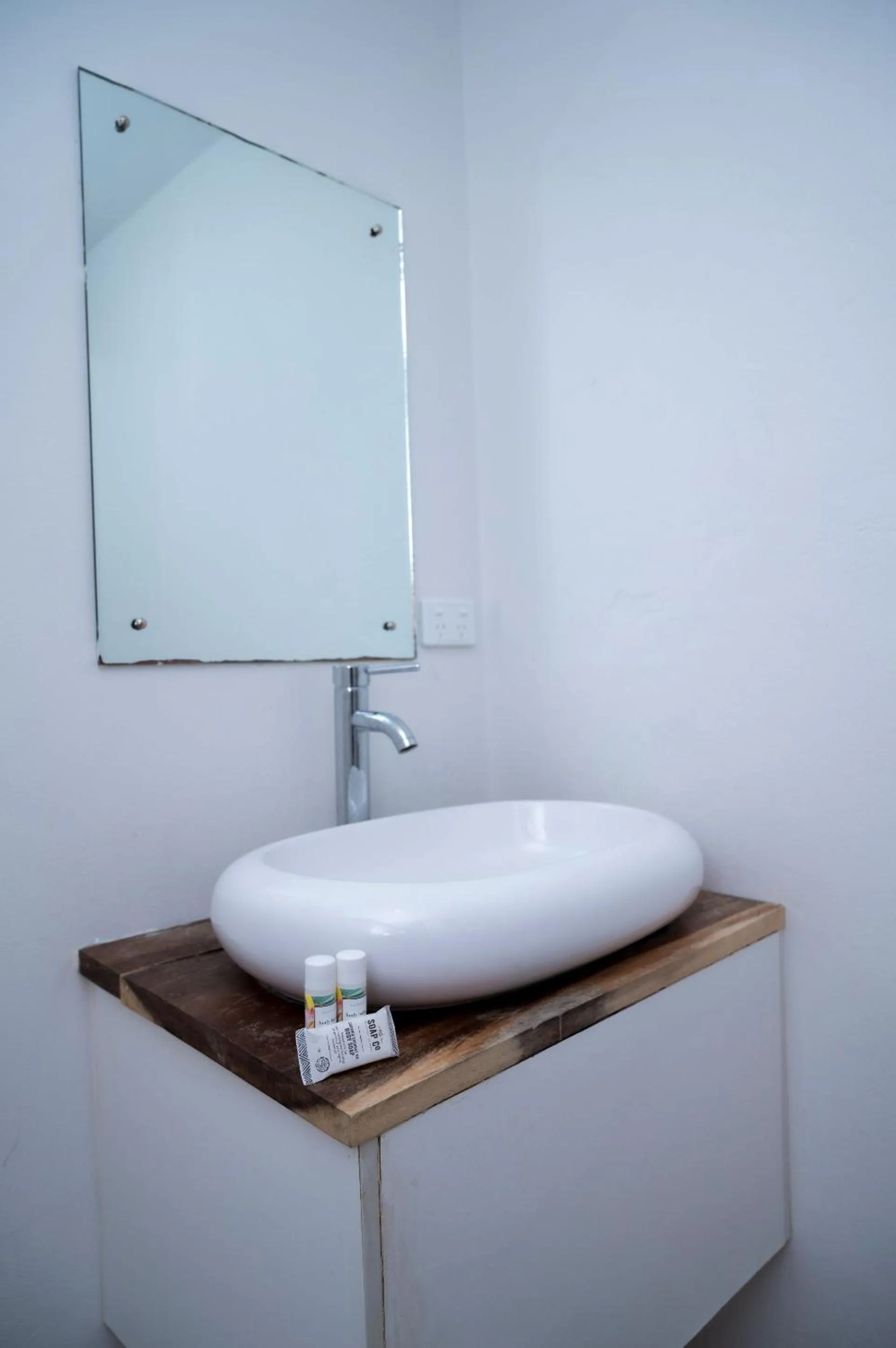 Bathroom in Sailors Beach Fiji