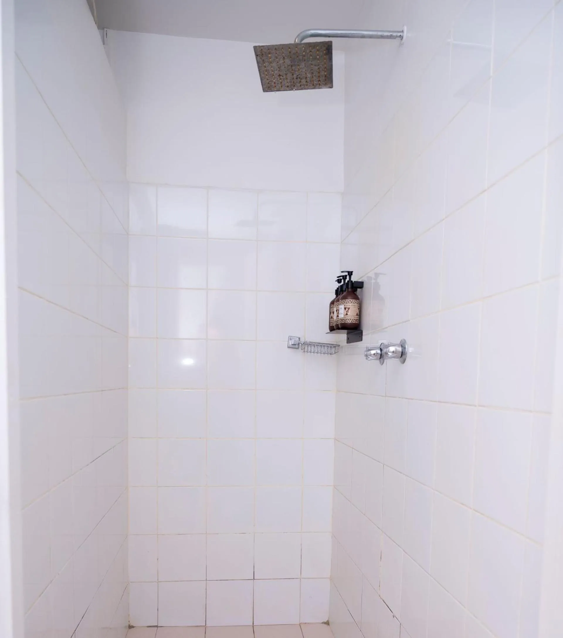 Shower in Sailors Beach Fiji