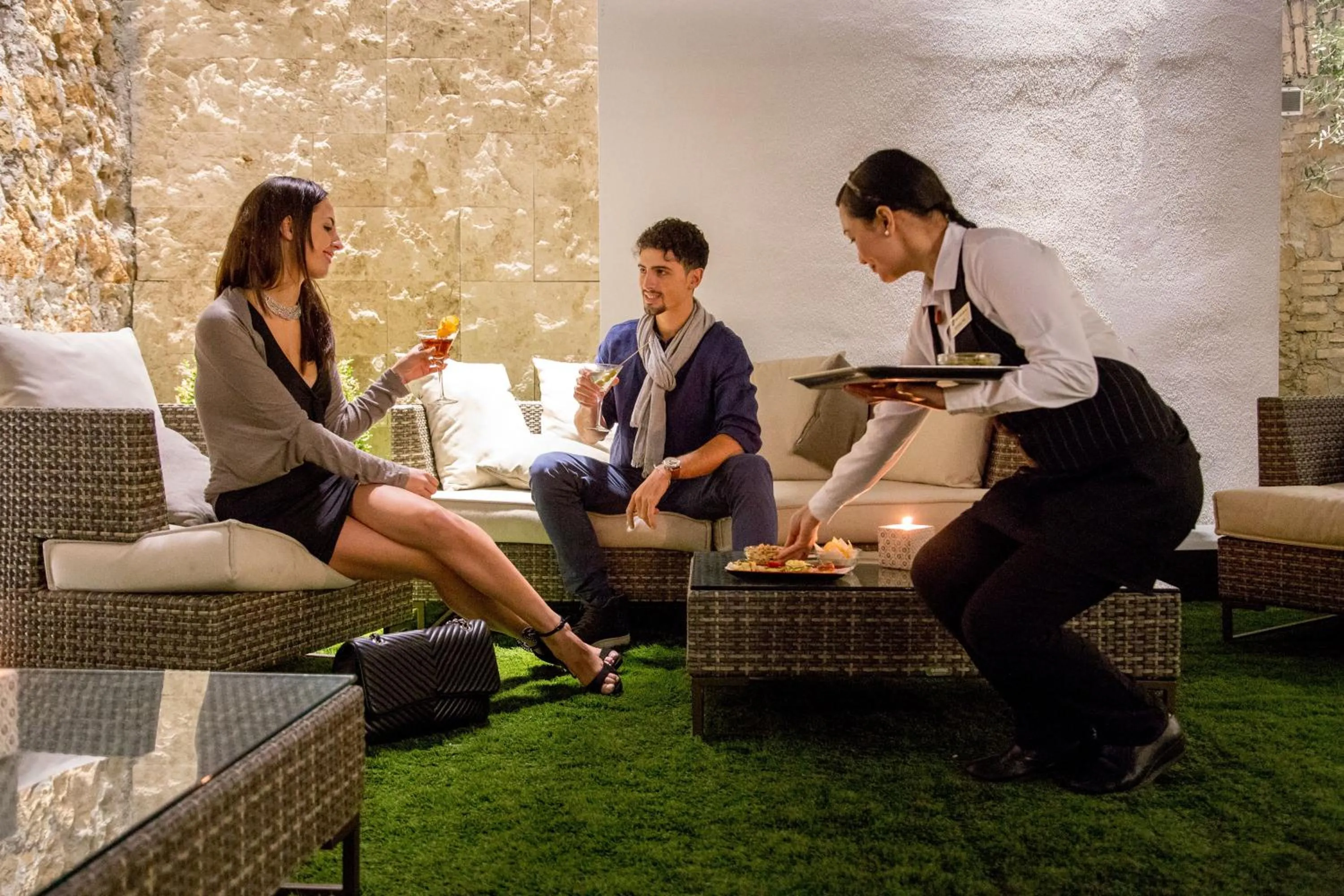 Garden in The Spring House Hotel Rome Vatican, Tapestry Collection Hilton