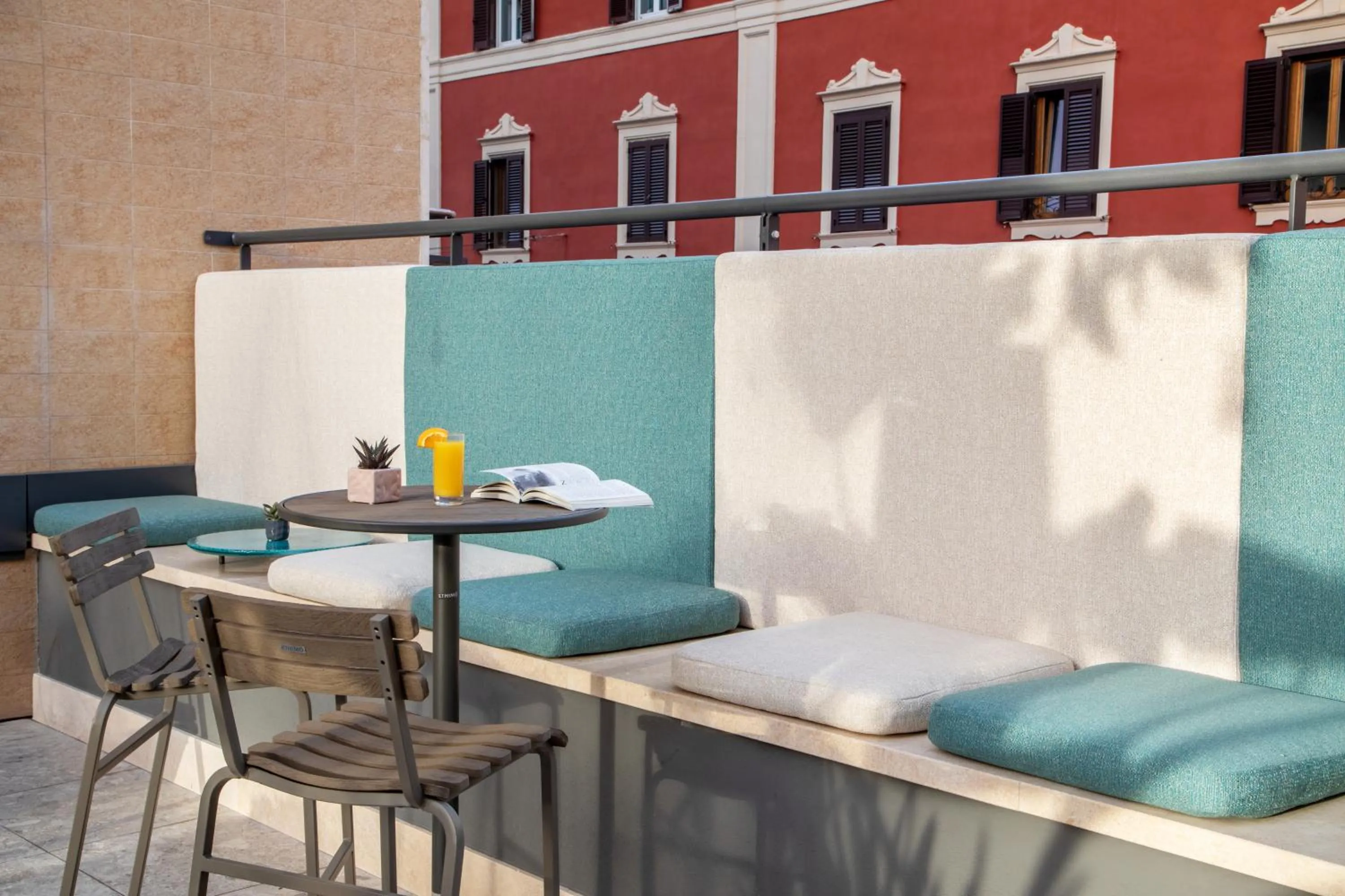 Balcony/Terrace in The Spring House Hotel Rome Vatican, Tapestry Collection Hilton