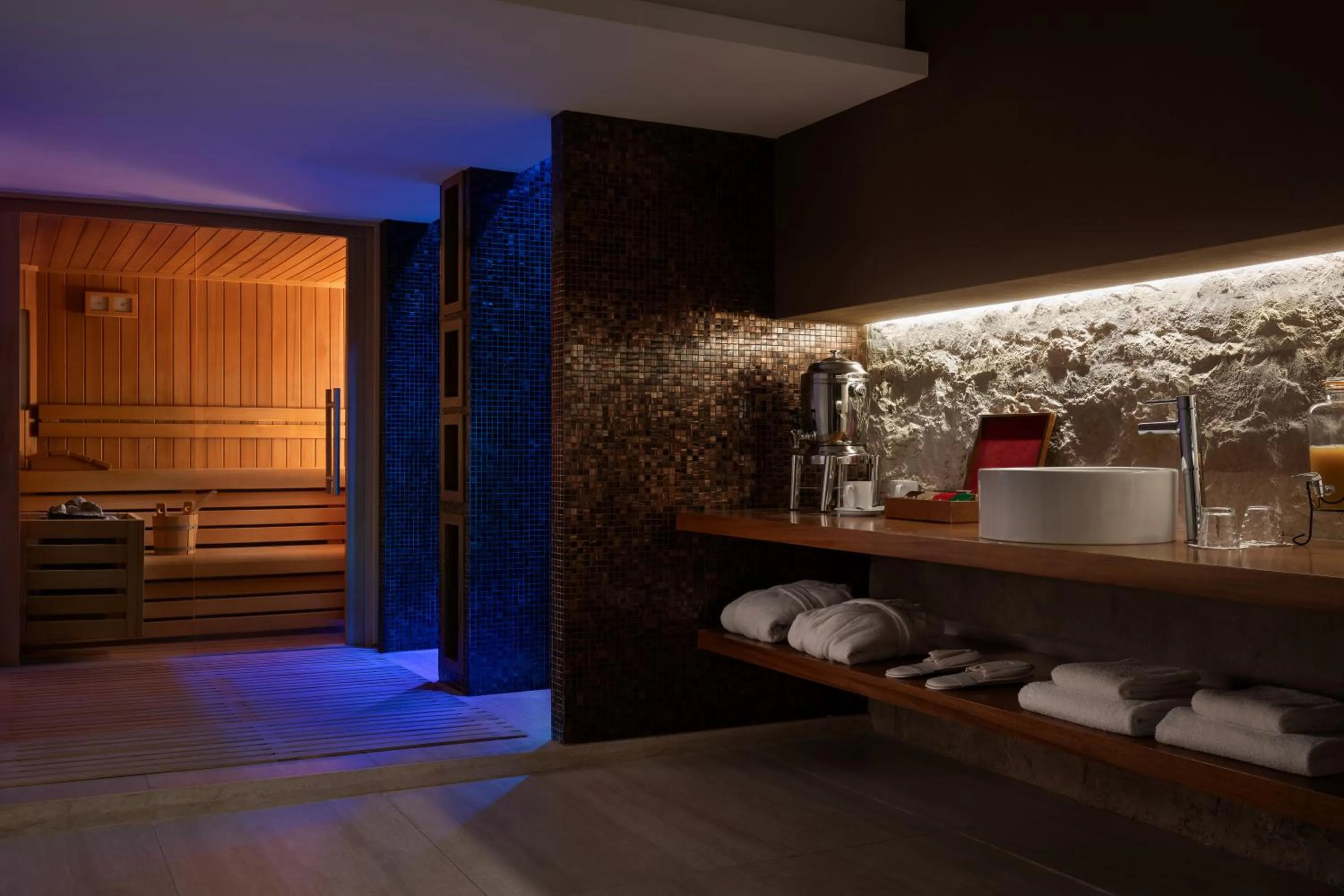 Sauna in The Spring House Hotel Rome Vatican, Tapestry Collection Hilton