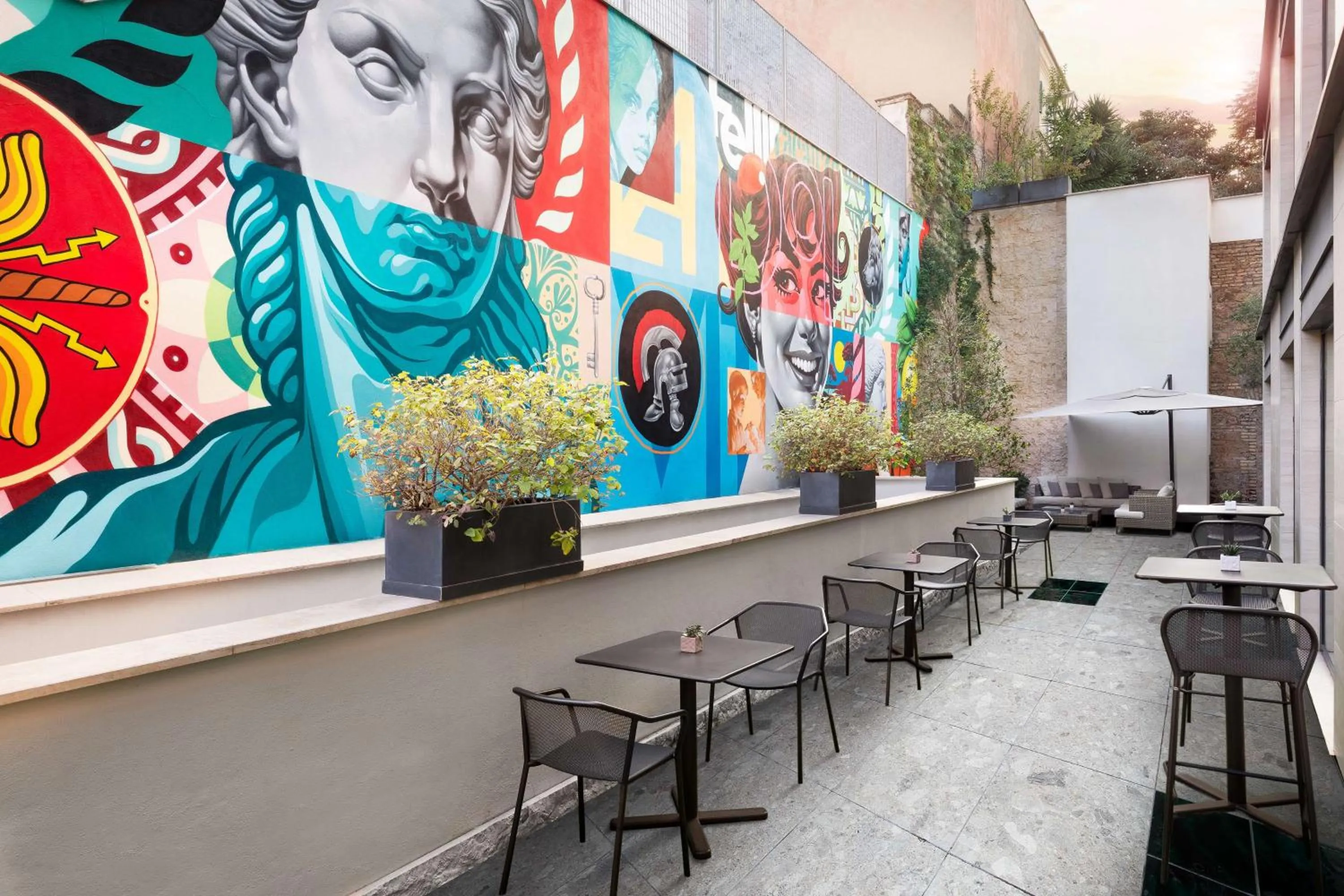 Dining area in The Spring House Hotel Rome Vatican, Tapestry Collection Hilton