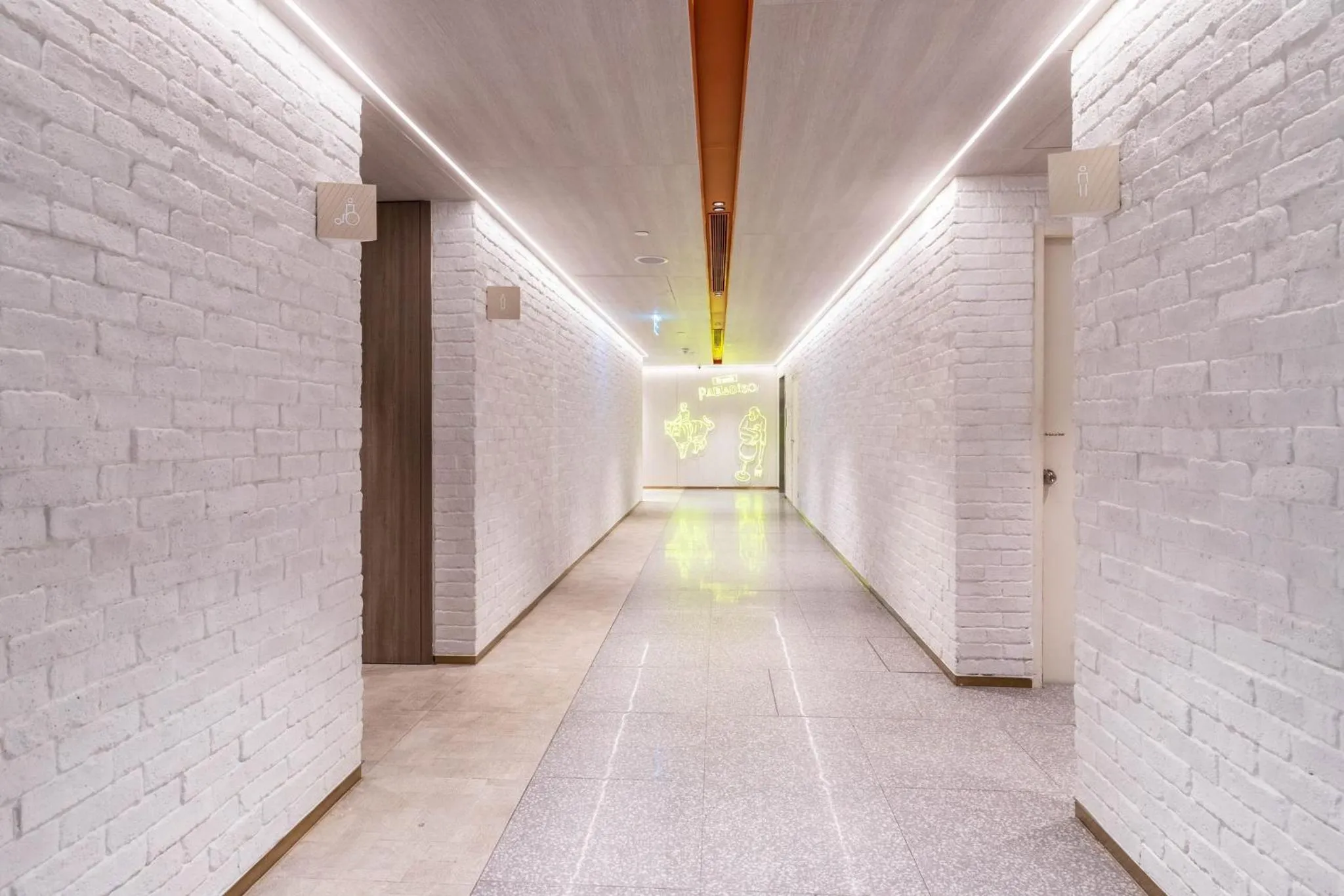 Decorative detail in Shama Yen-Akat Bangkok