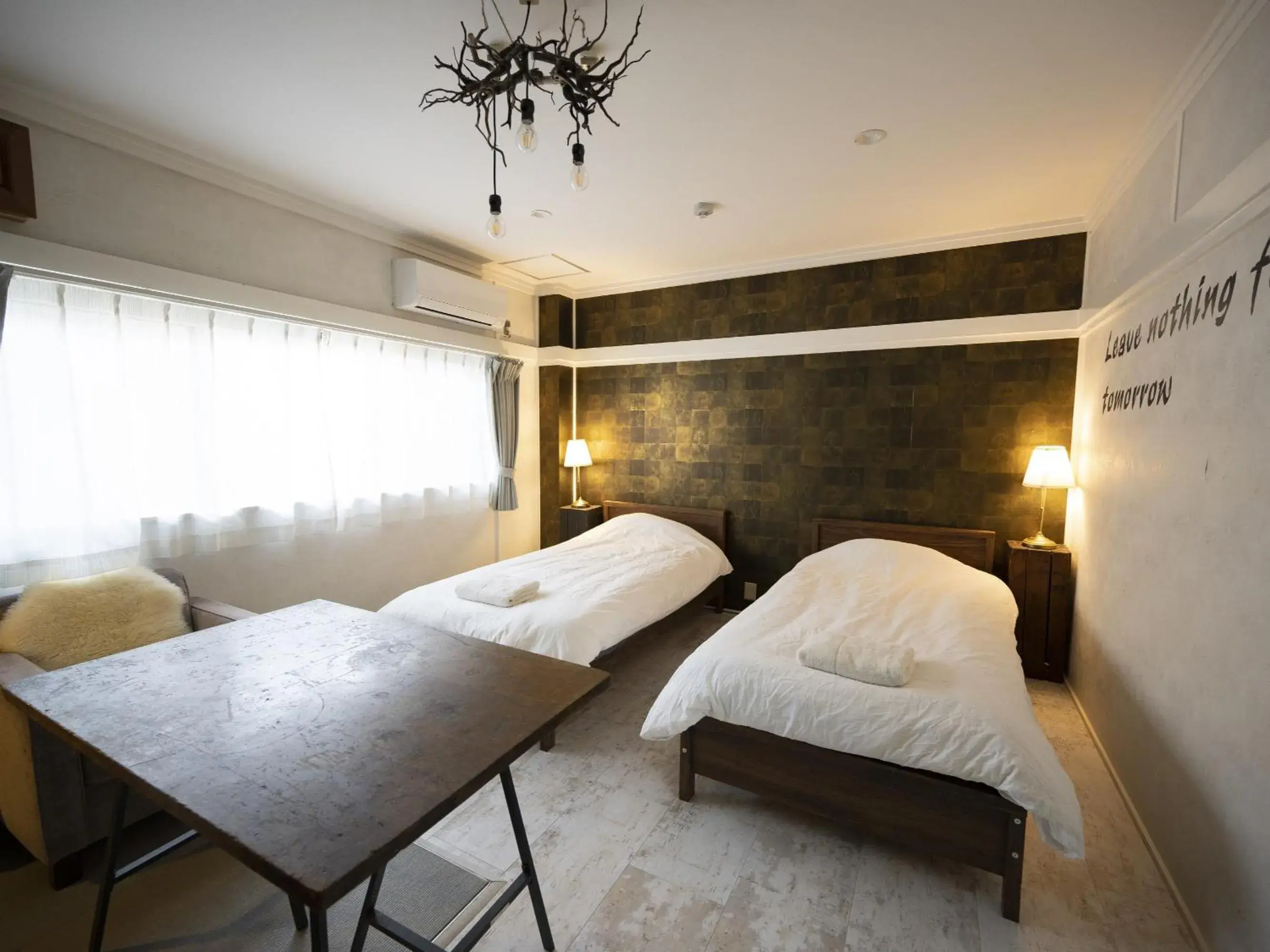 Bed in Usatsuno Osu Bed in Usatsuno Osu