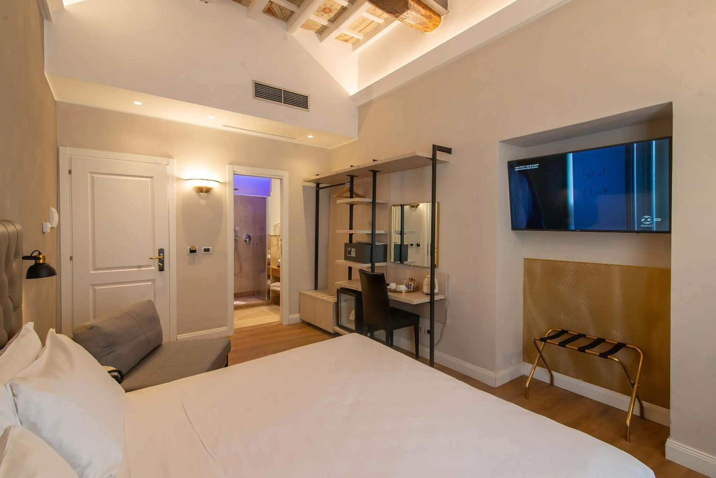 Bed in Hotel Accademia