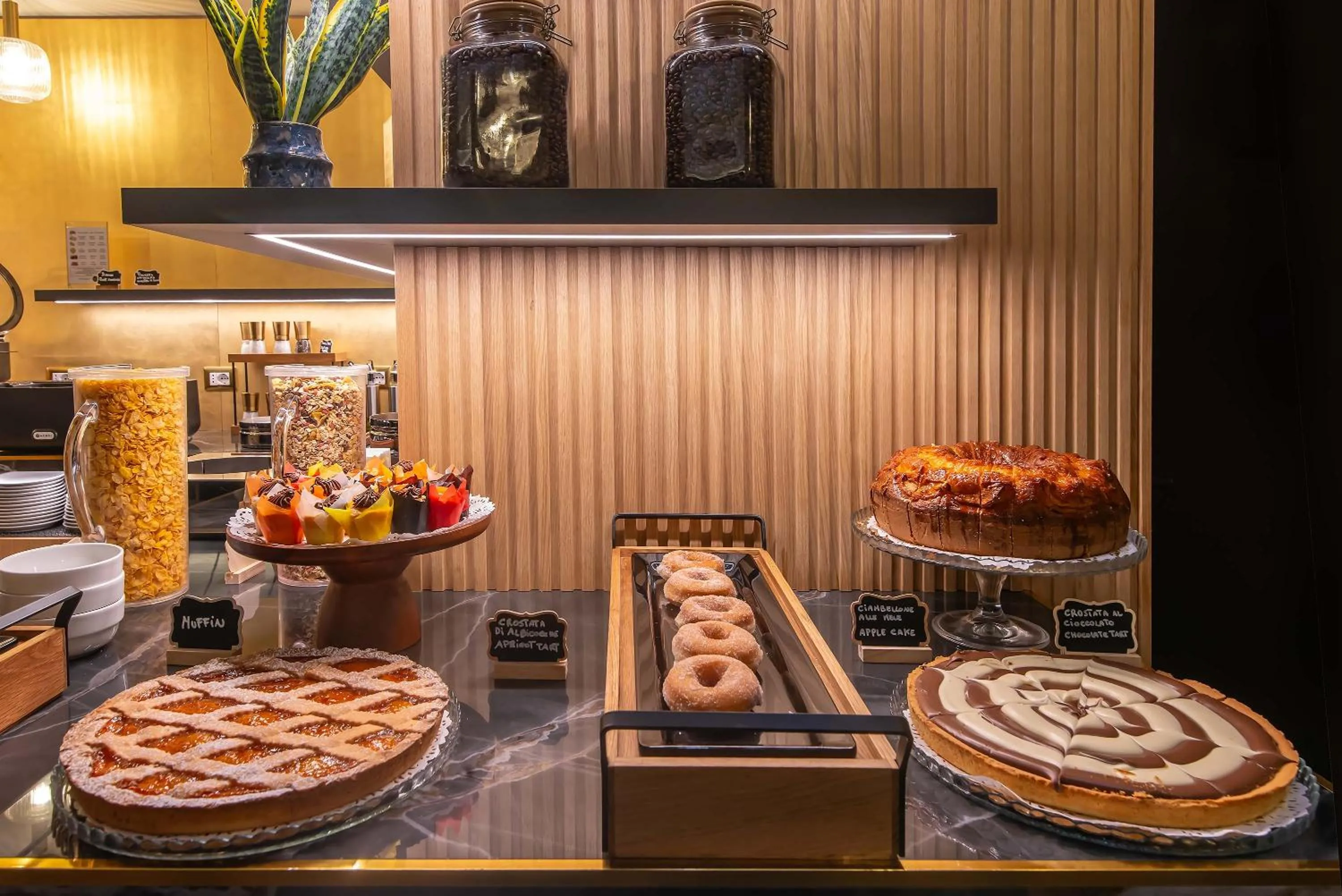 Continental breakfast in Hotel Accademia