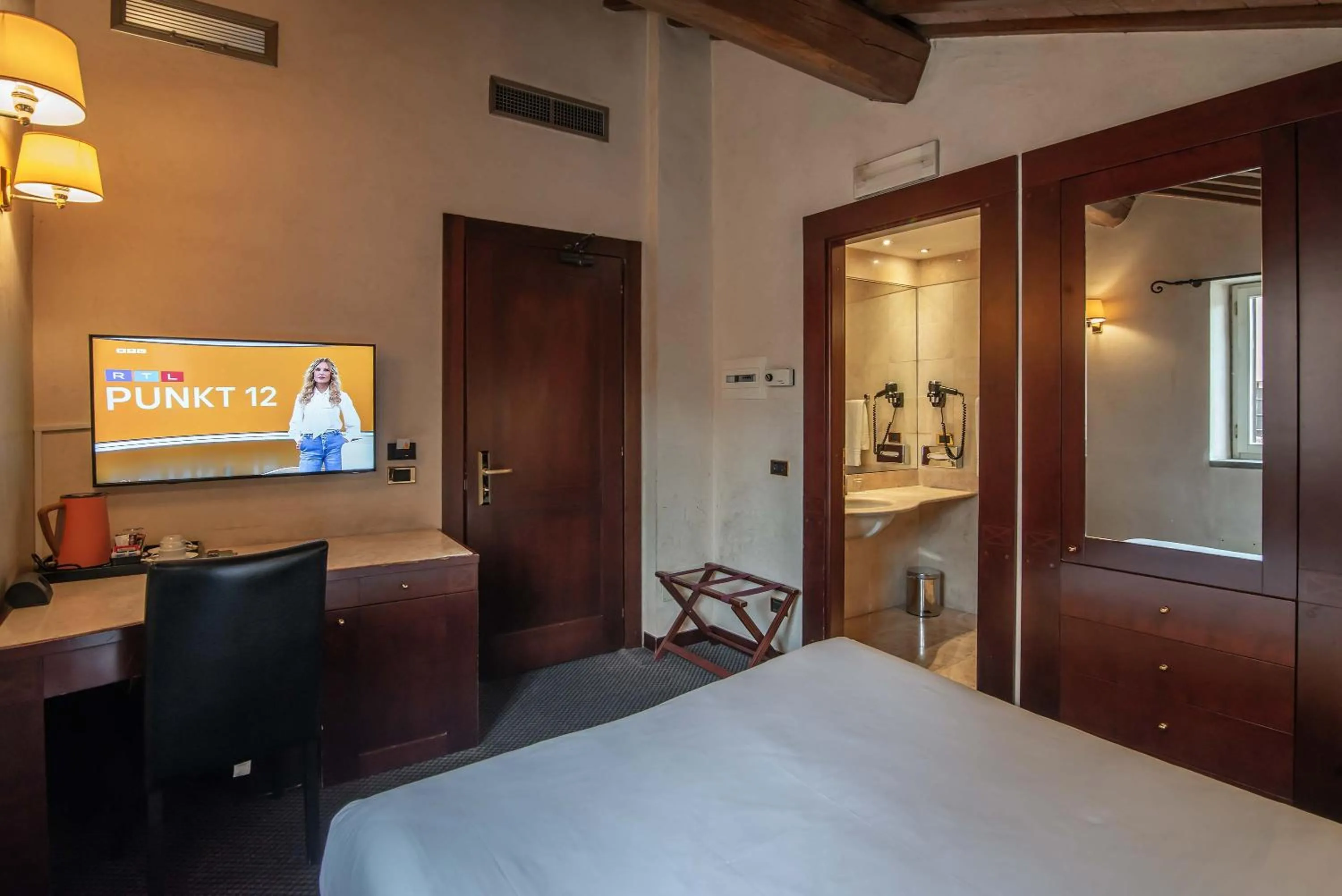 Decorative detail, Bed in Hotel Accademia