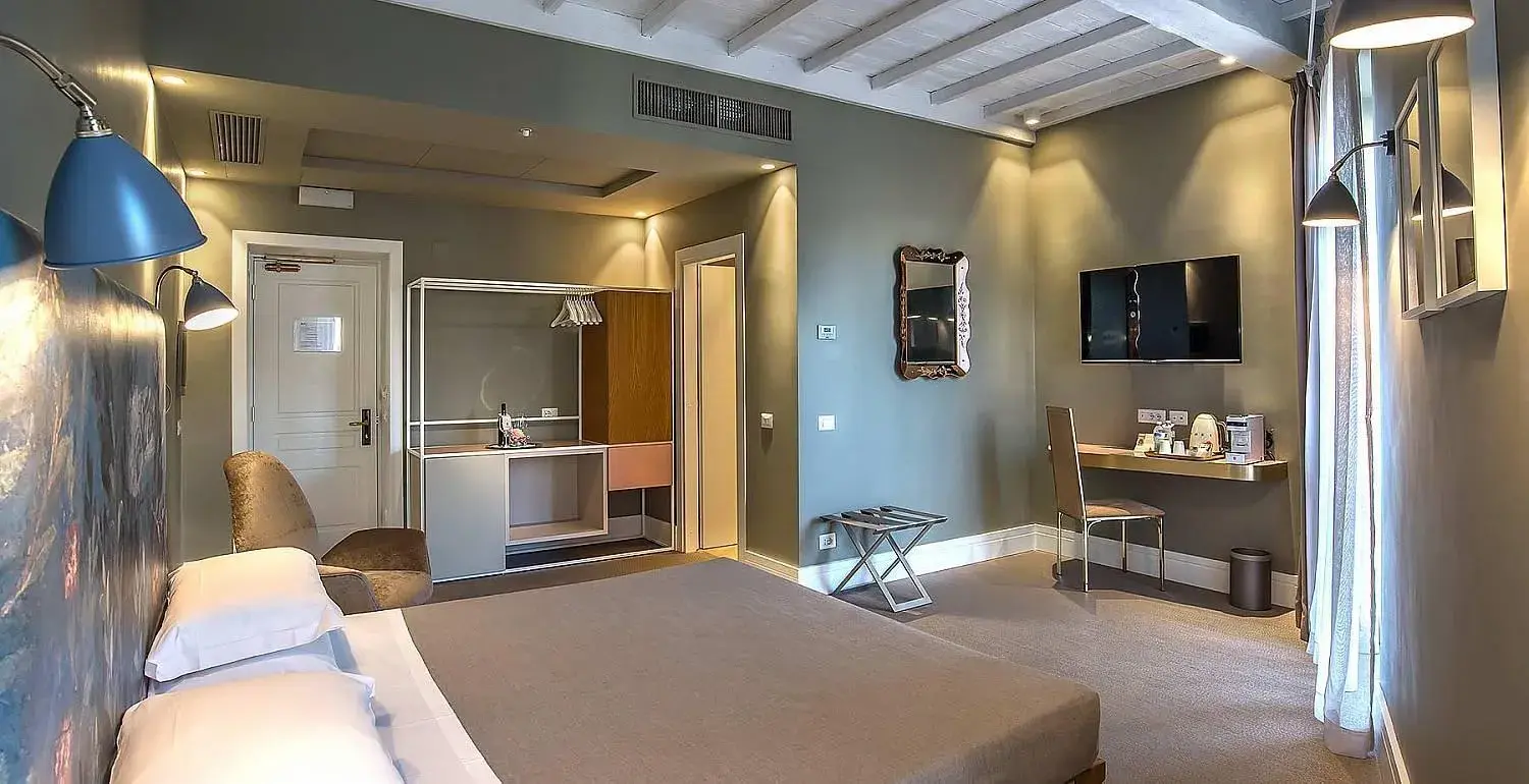 Photo of the whole room, Bed in Hotel Accademia Photo of the whole room, Bed in Hotel Accademia