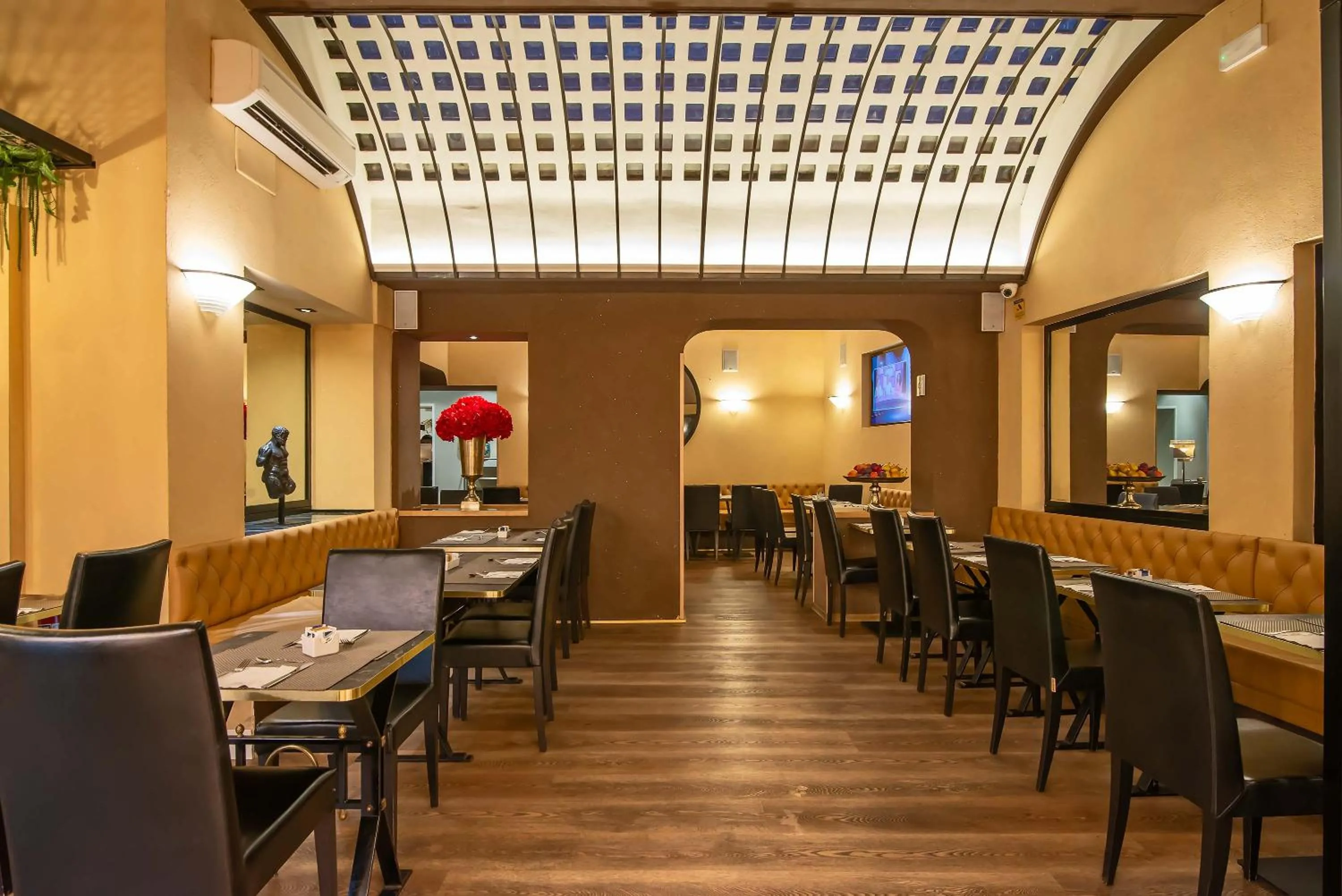 Continental breakfast in Hotel Accademia