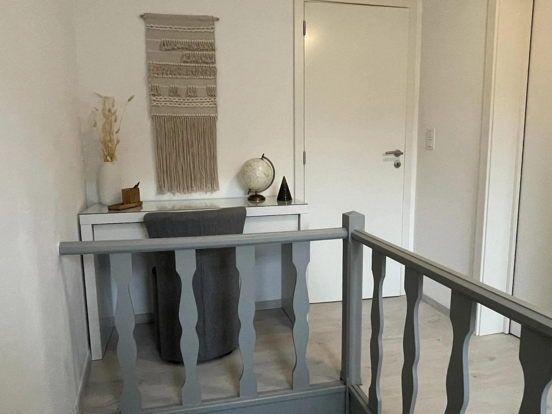 Seating area in Le Relax by La Dame de Coeur - Logement zen urbain