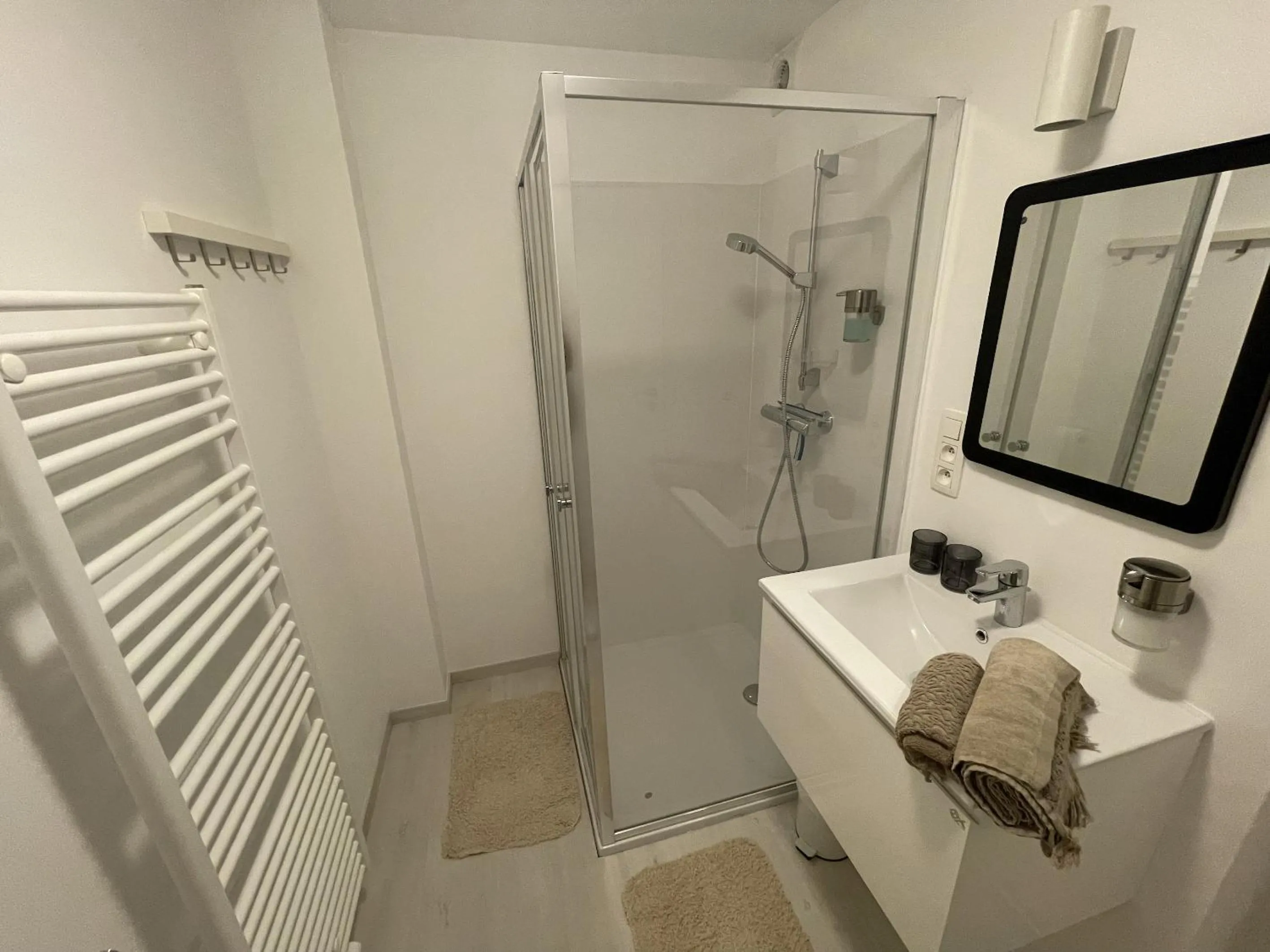 Bathroom in Le Relax by La Dame de Coeur - Logement zen urbain