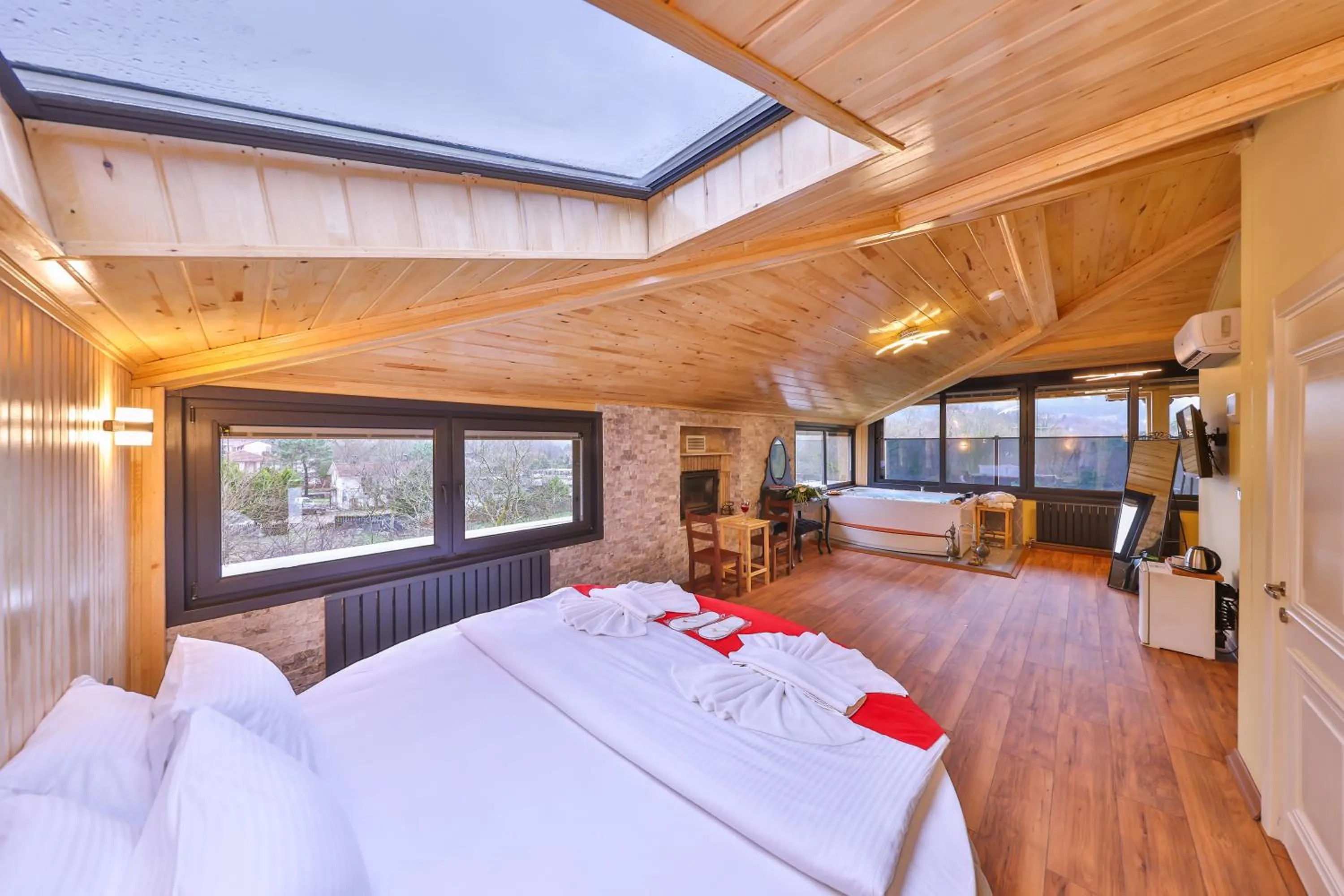 Bedroom, Bed in Ağva Pieria Luxury Hotel Plus 16