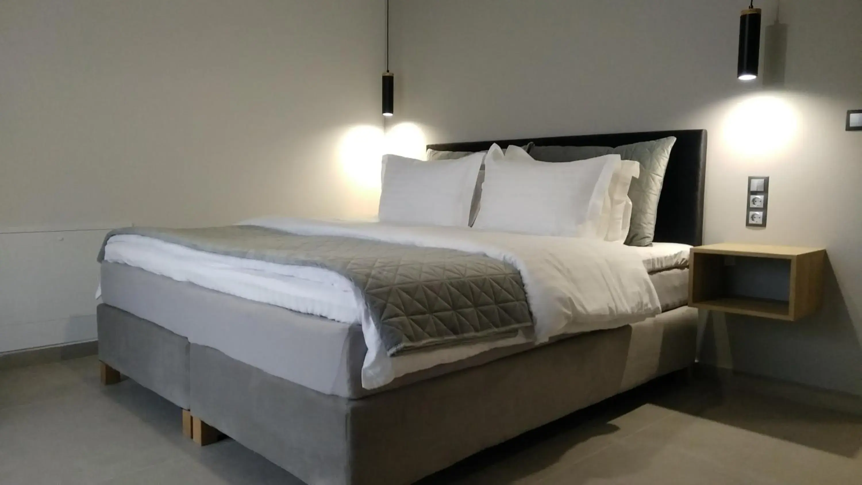 Bedroom, Bed in Psammites Bedroom, Bed in Psammites