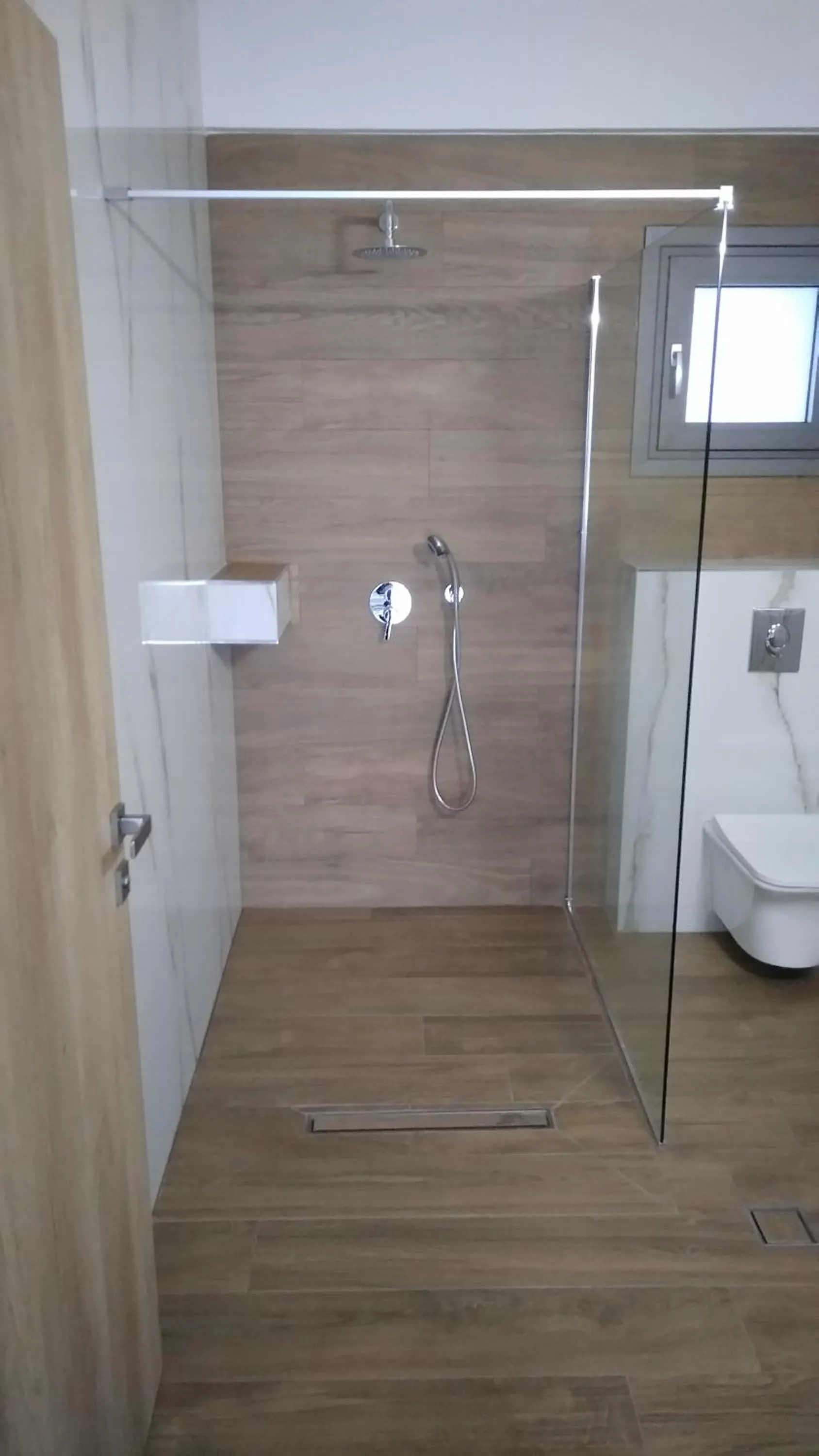 Bathroom in Psammites