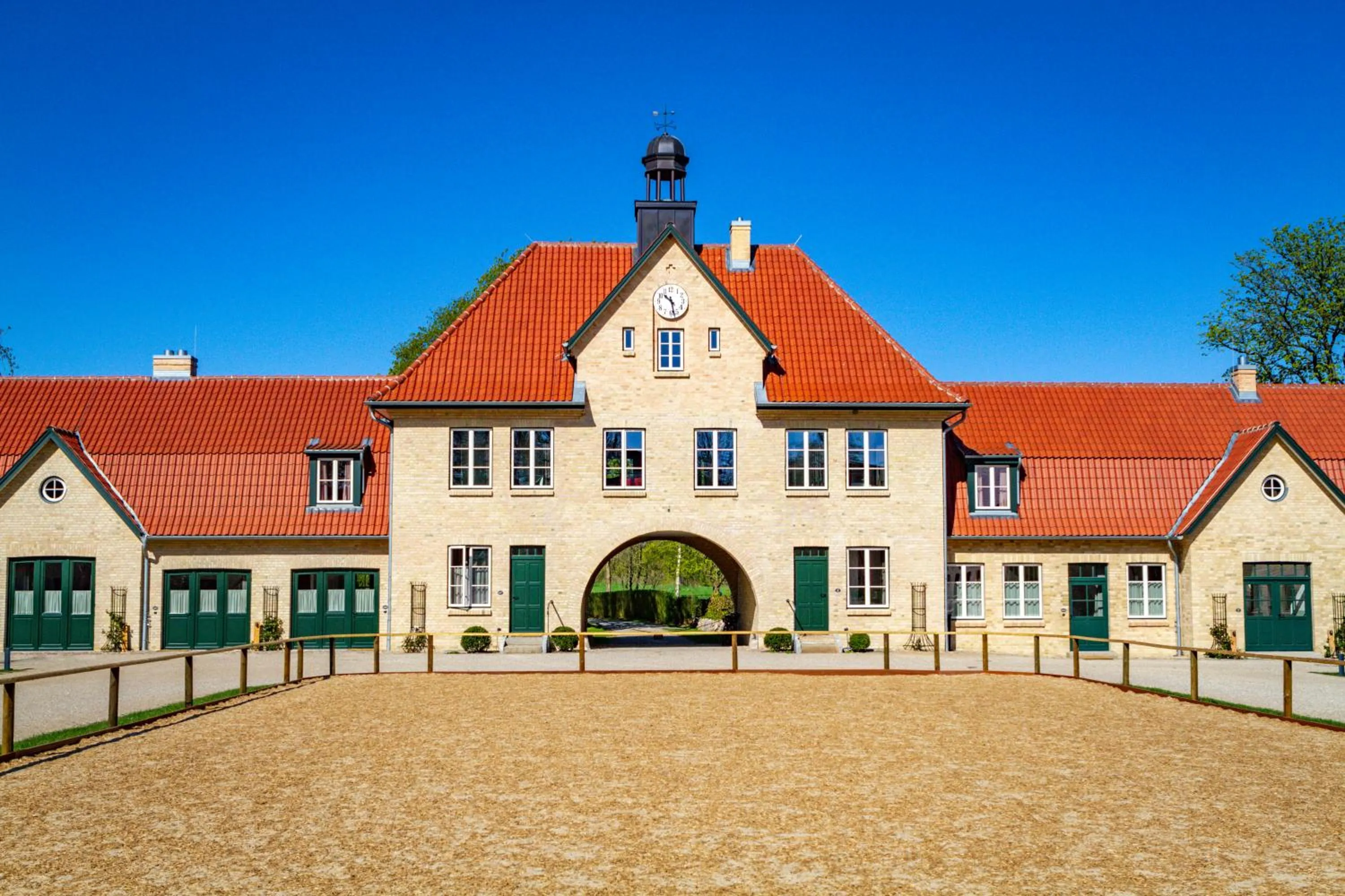 Property building in Hotel Gut Immenhof