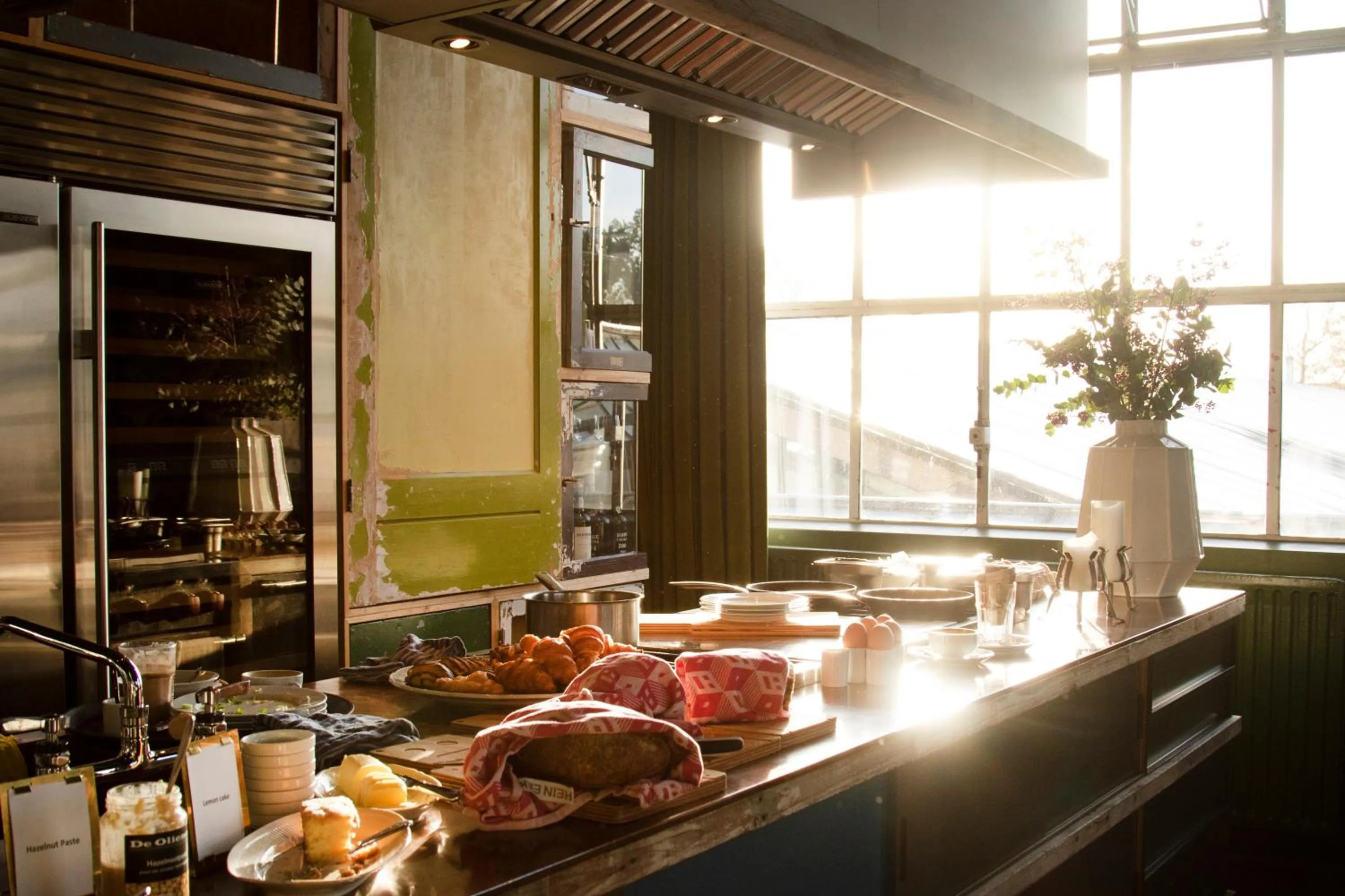 Breakfast in Hotel Piet Hein Eek