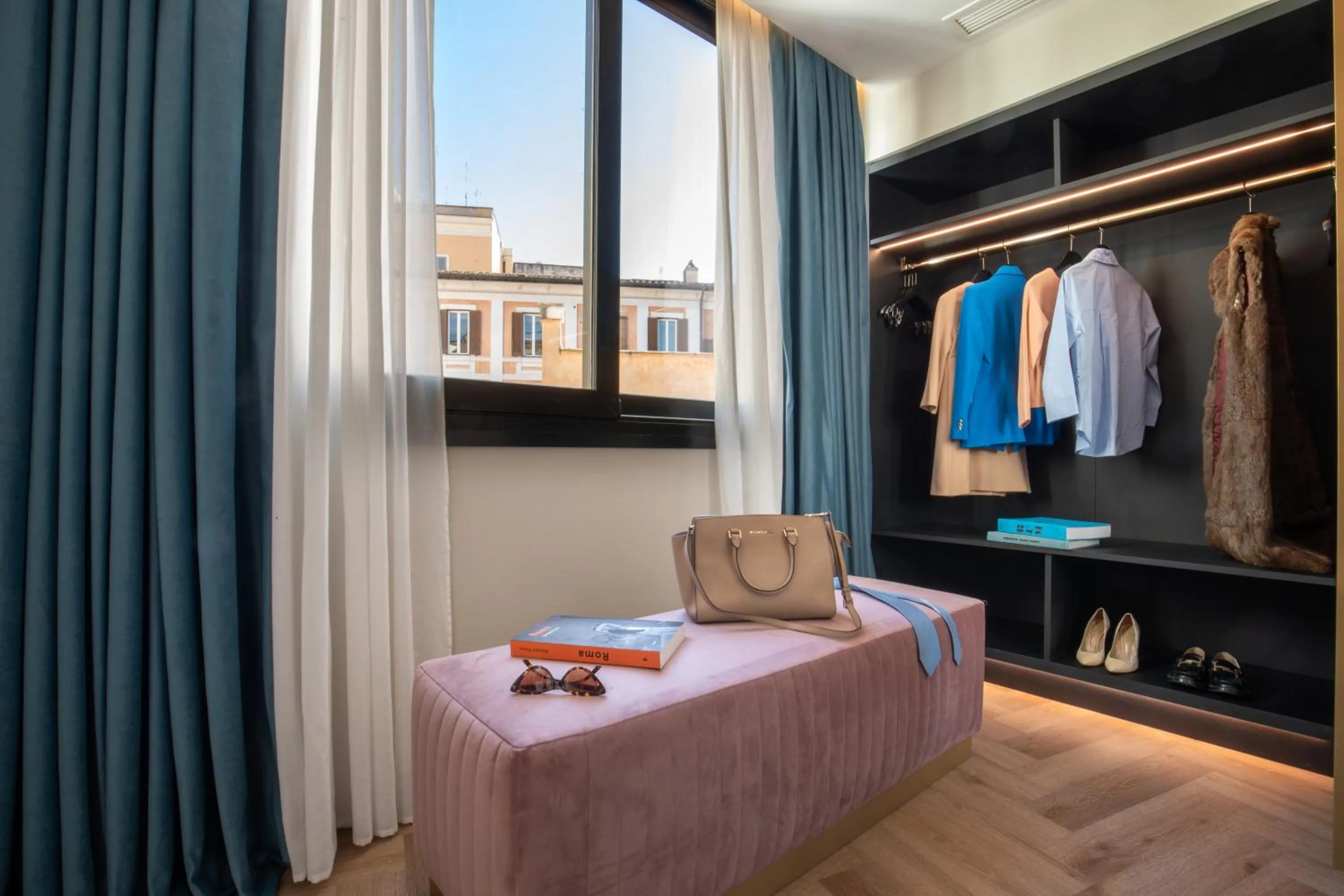 Bedroom in The Major Hotel