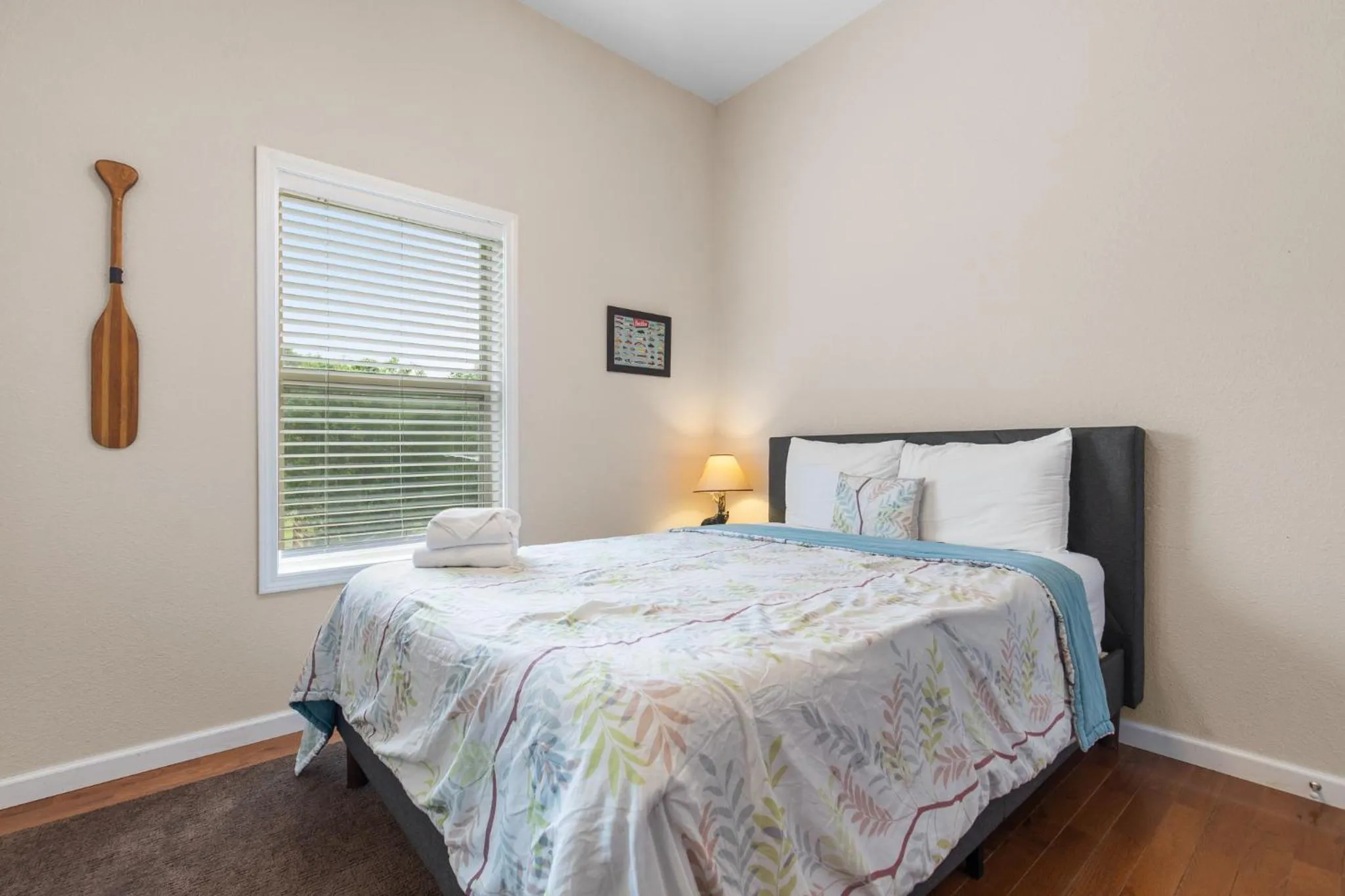 Property building, Bed in Wonderland Cove