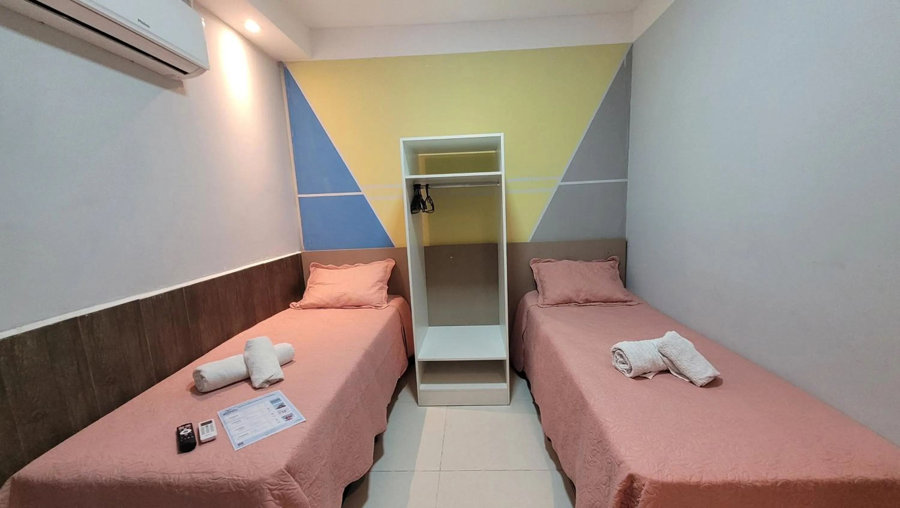 Photo of the whole room, Bed in Pousada Sol e Descanso - by Easy Hotéis