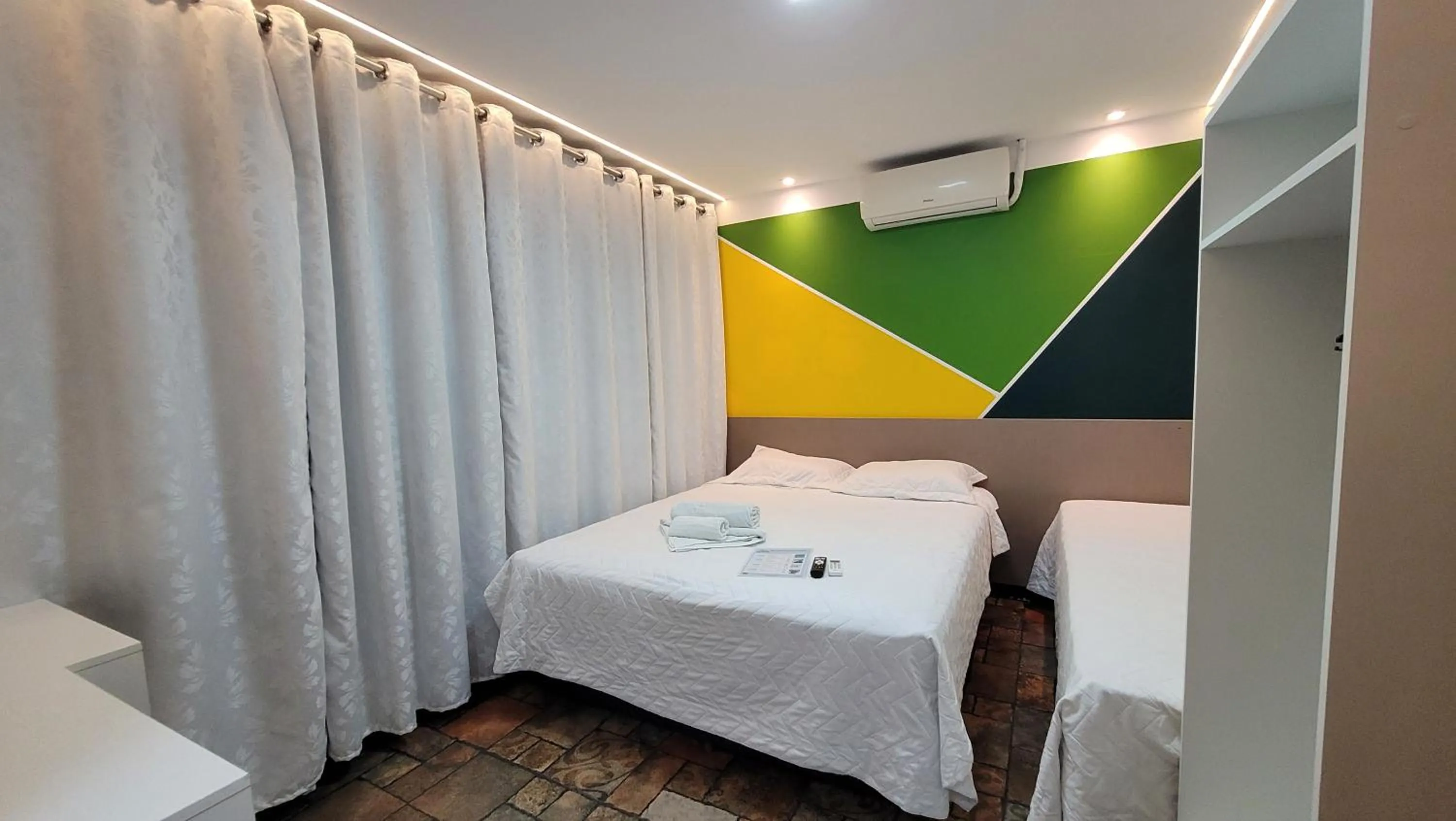 Photo of the whole room, Bed in Pousada Sol e Descanso - by Easy Hotéis