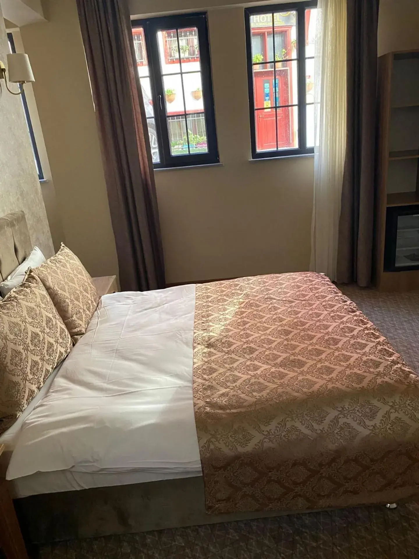 Economy Double or Twin room-Basement Floor in Sultan Hamit Hotel Economy Double or Twin room-Basement Floor in Sultan Hamit Hotel