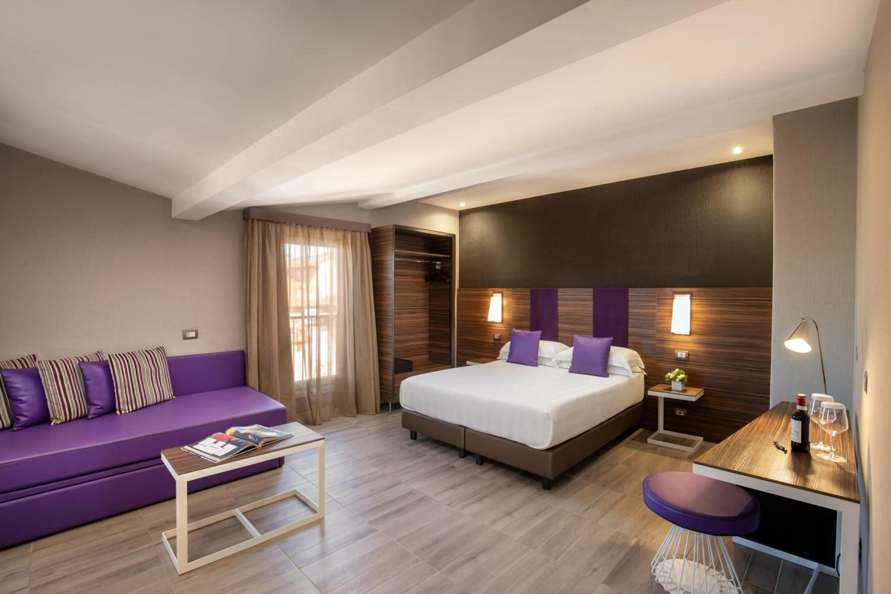 Photo of the whole room, Bed in The Republic