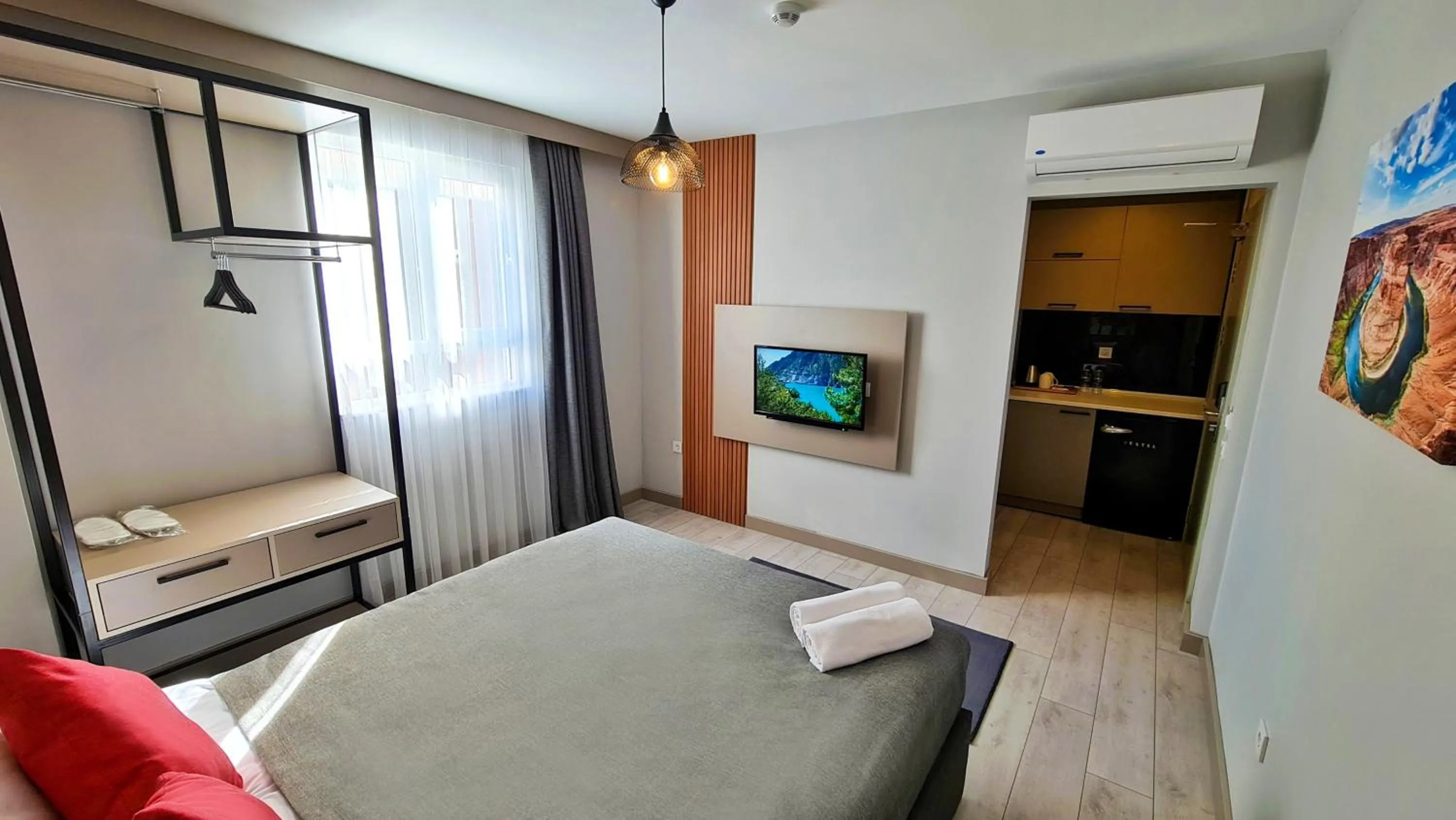 TV and multimedia, Bed in Letstay Panorama Suites
