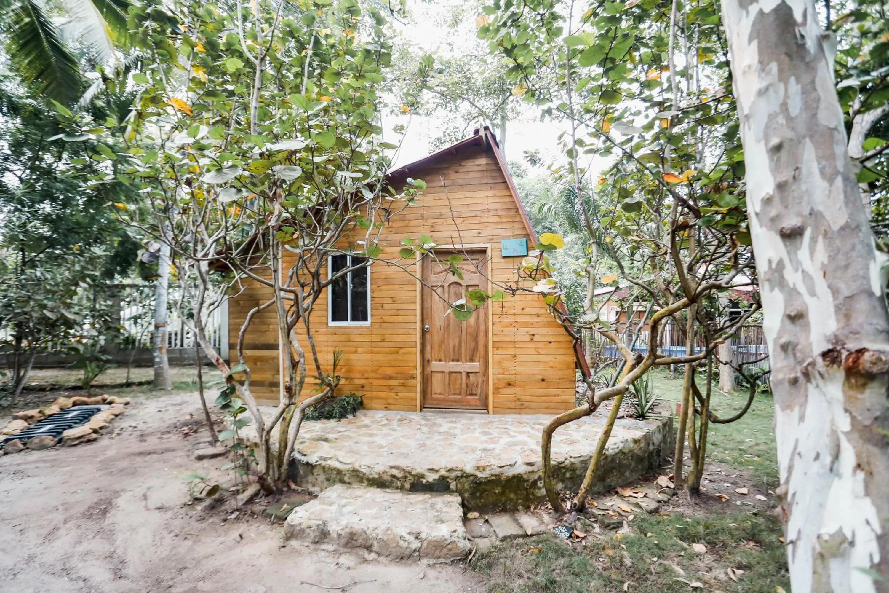 Facade/entrance in Hostal Campomar