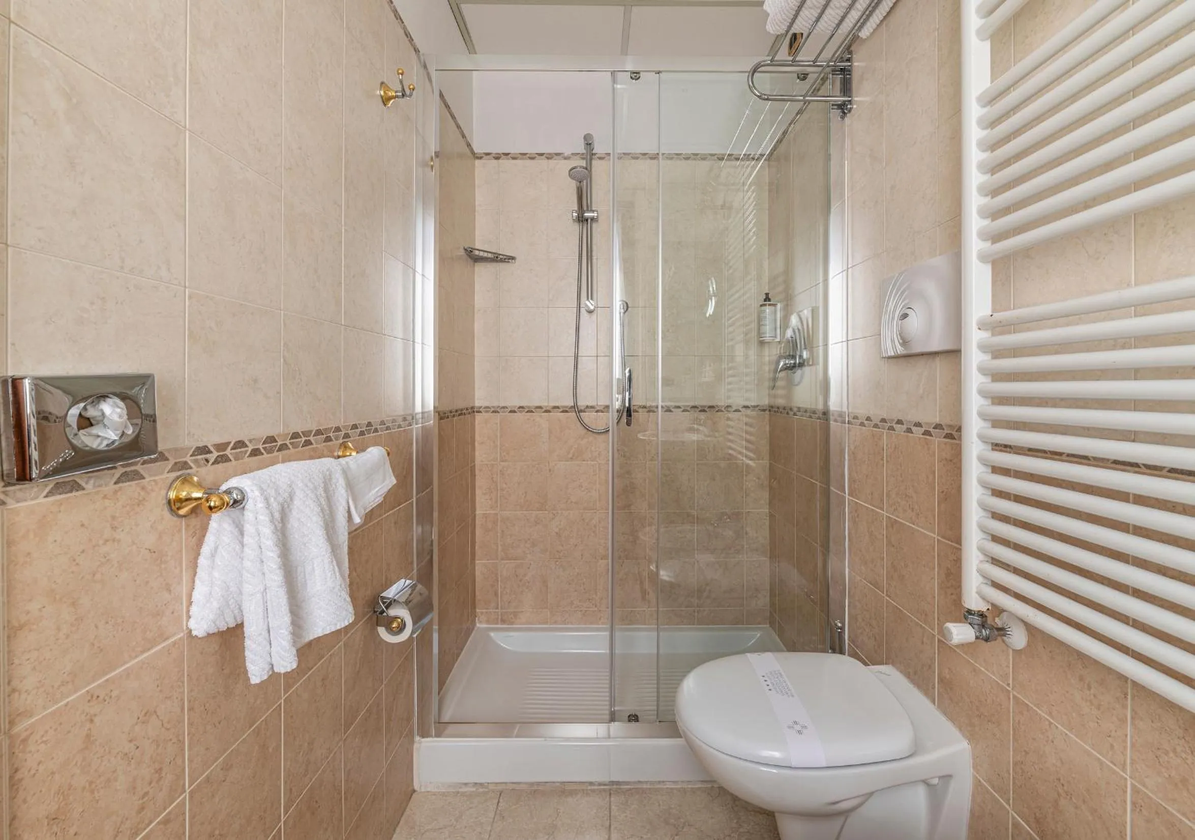 Shower in Boutique Hotel Dieci