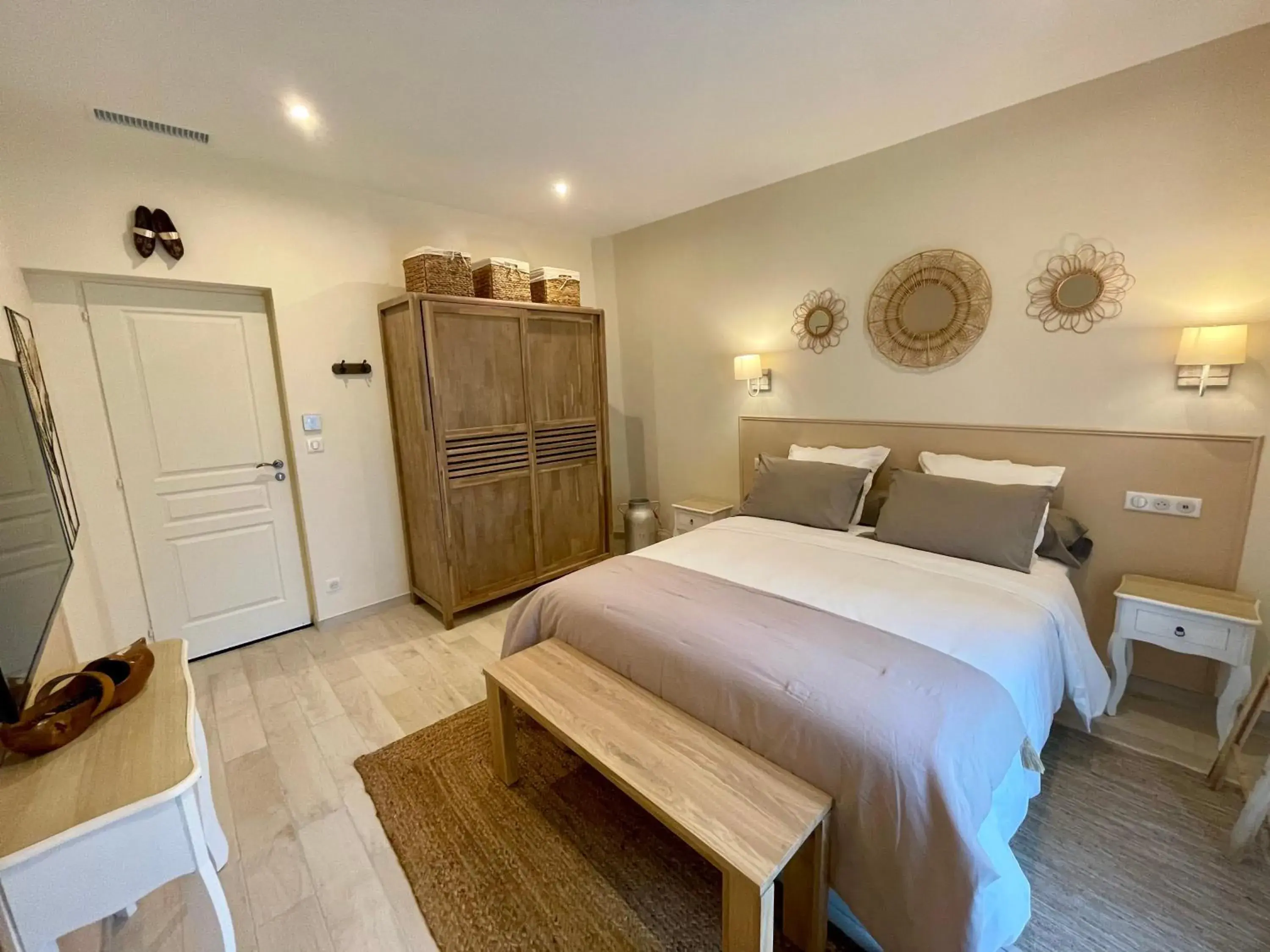 Double Room with Garden View in Bastide Beaudinard Double Room with Garden View in Bastide Beaudinard