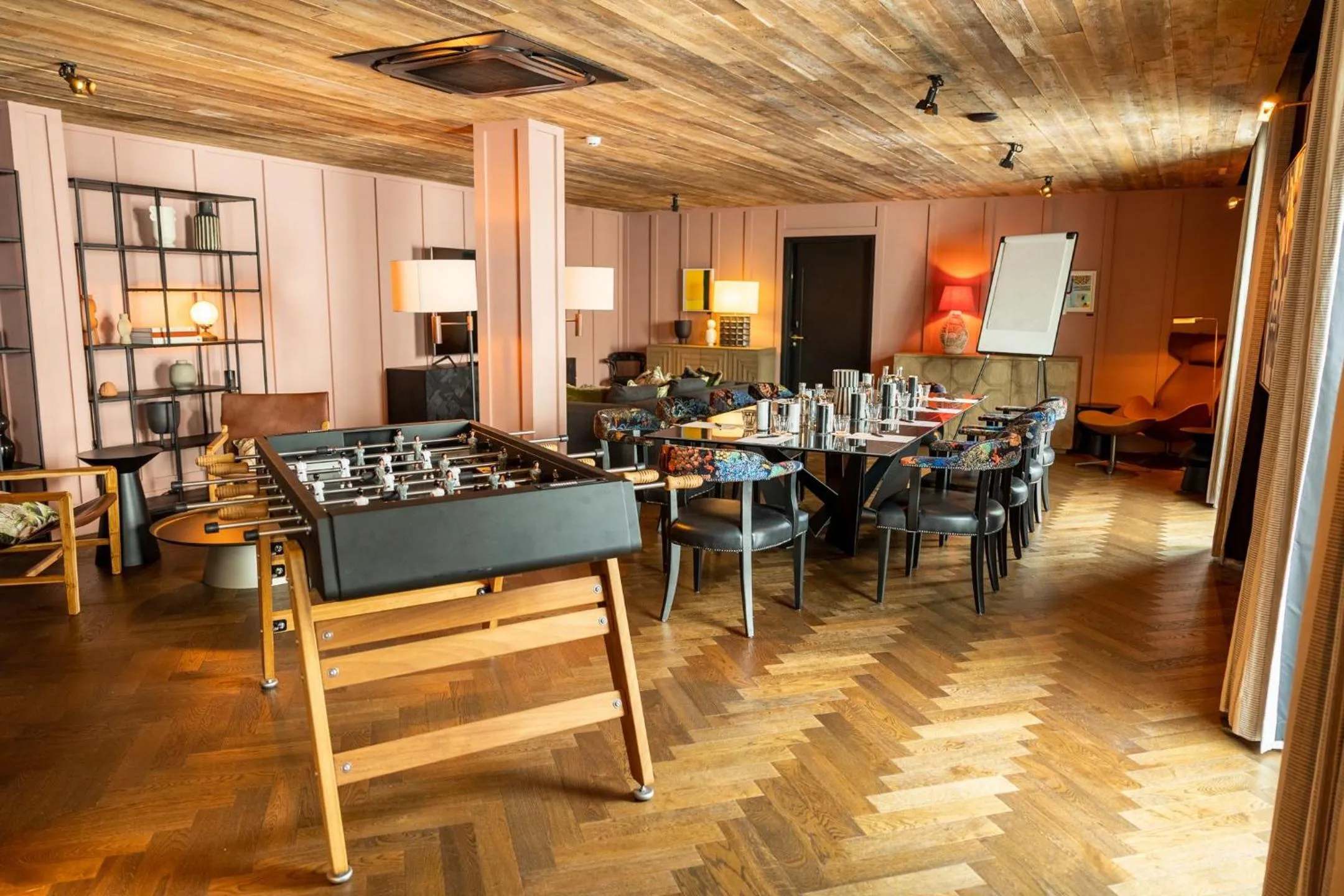 Seating area in The Dean Galway